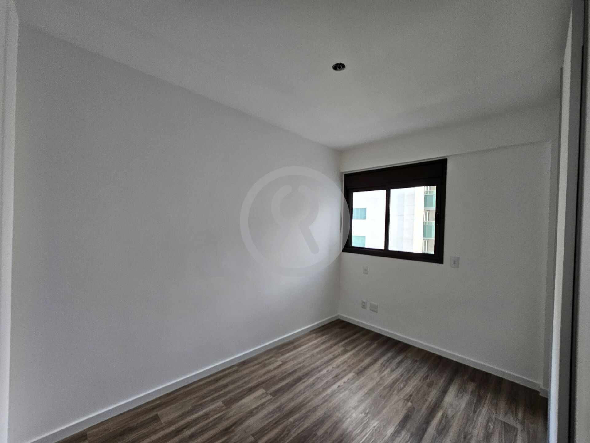 Apartamento para alugar com 4 quartos, 130m² - Foto 18