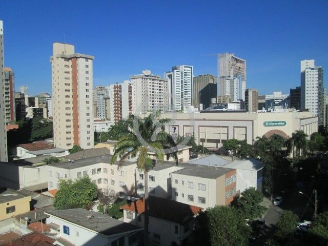 Apartamento para alugar com 1 quarto, 45m² - Foto 19