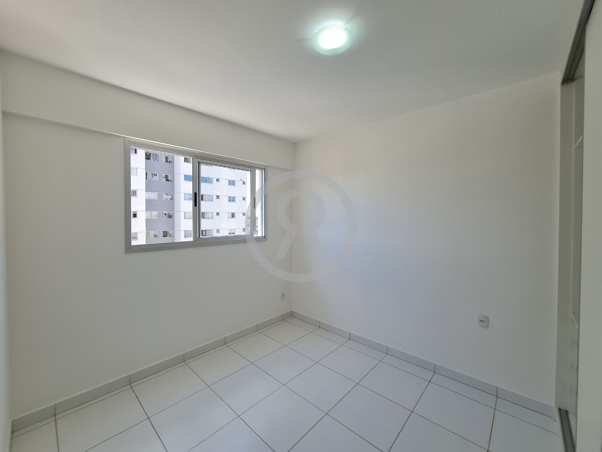 Apartamento à venda com 2 quartos, 55m² - Foto 19