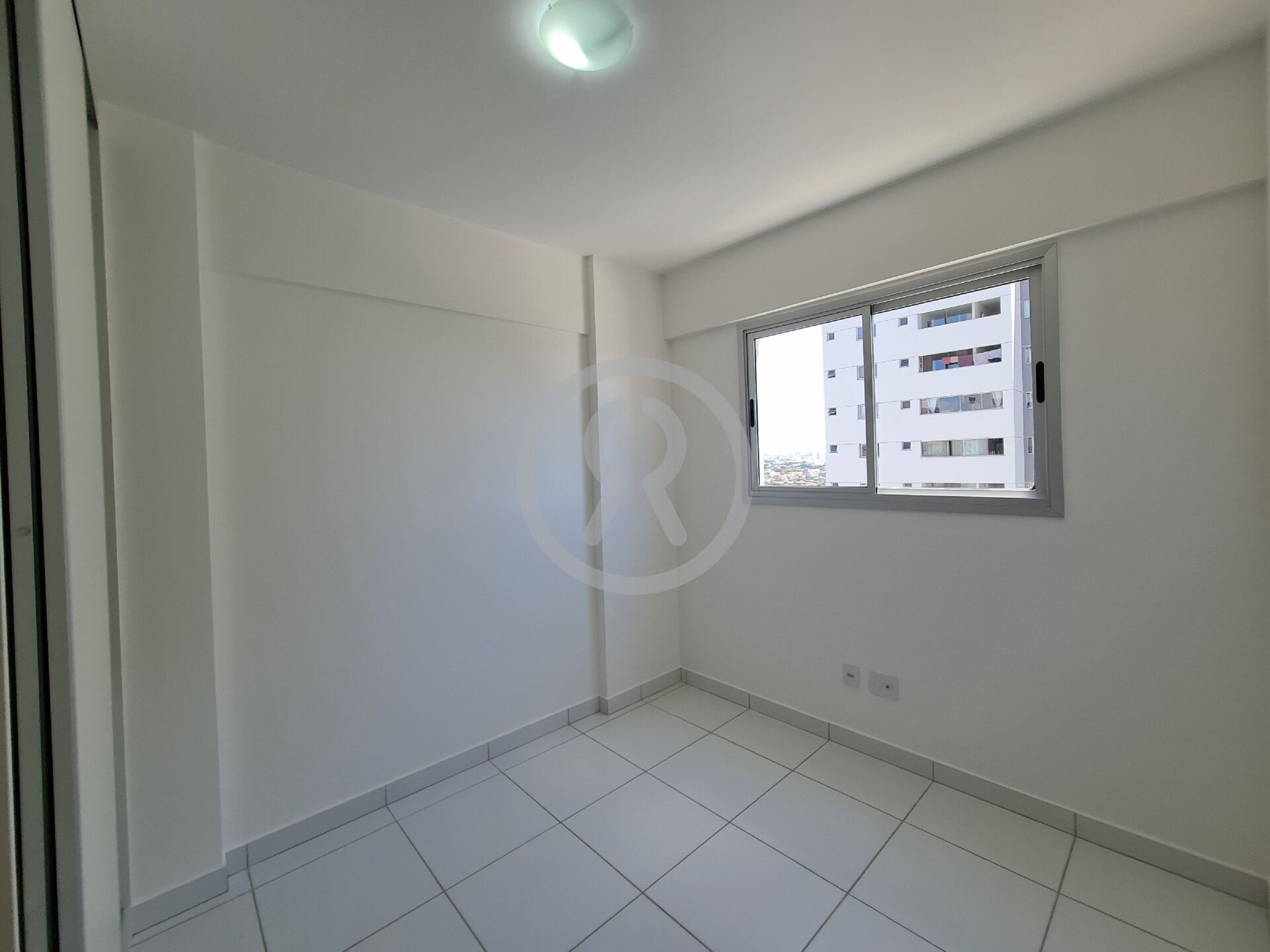 Apartamento à venda com 2 quartos, 55m² - Foto 15