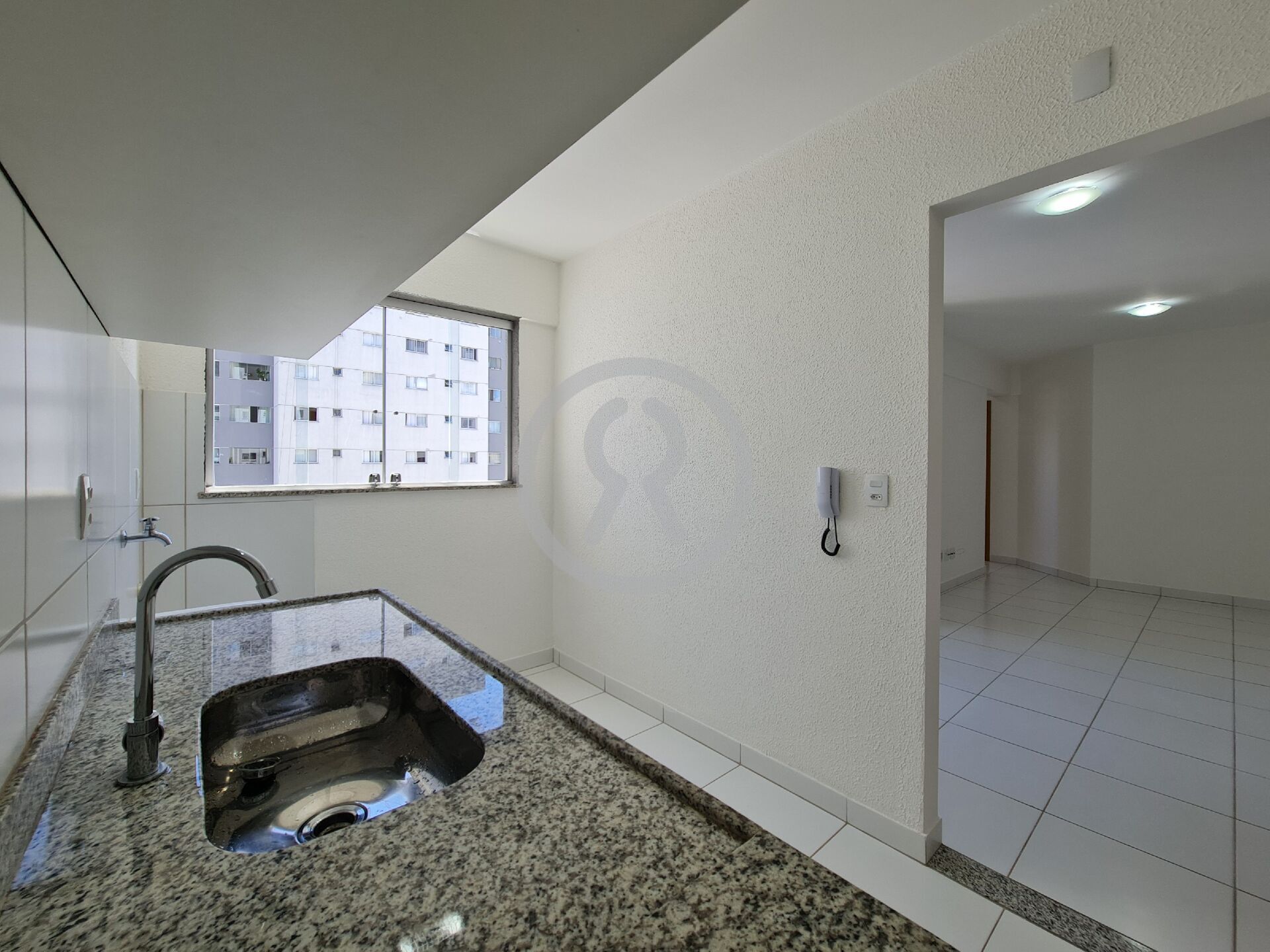 Apartamento à venda com 2 quartos, 55m² - Foto 10