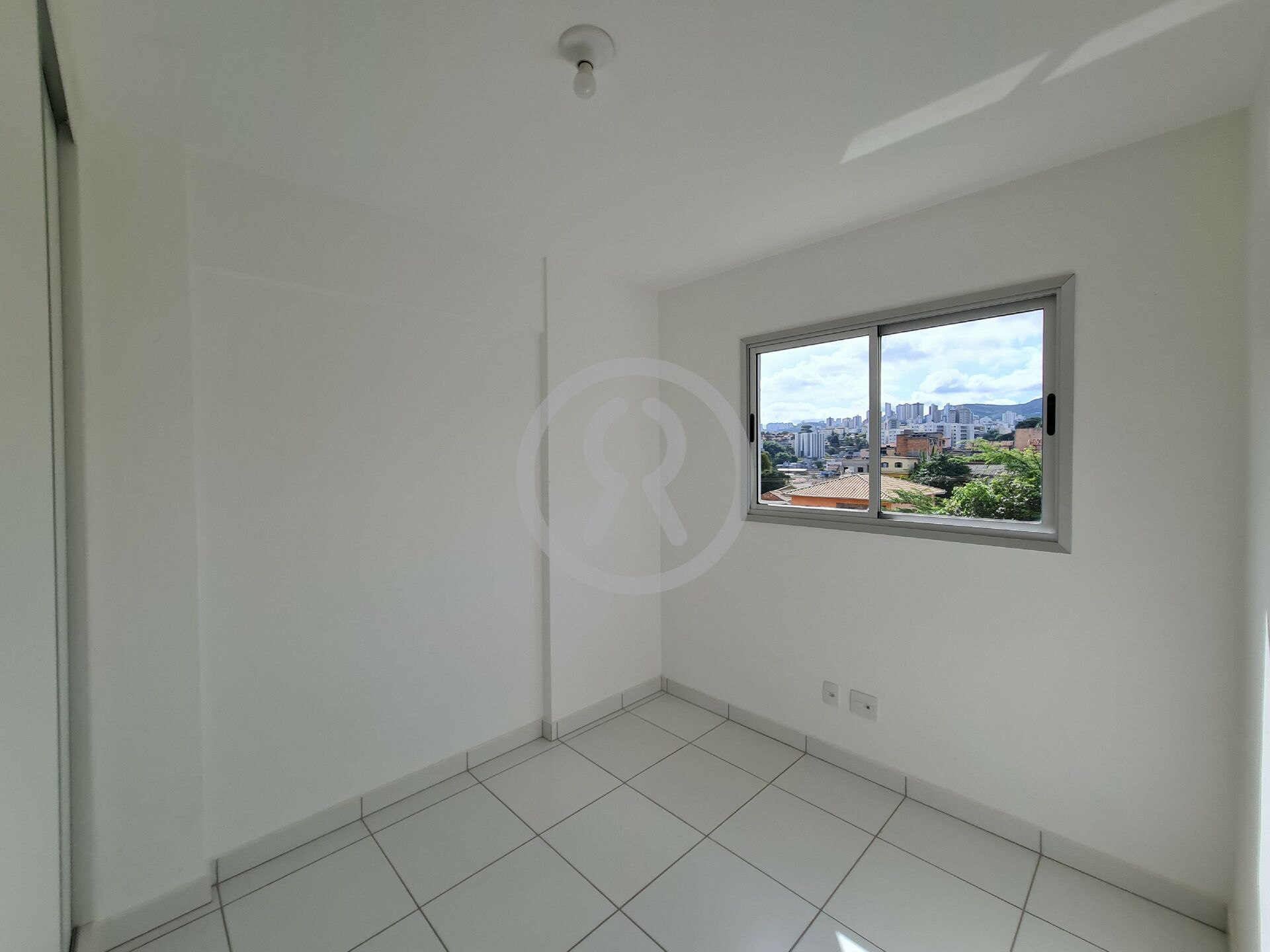 Apartamento à venda com 2 quartos, 55m² - Foto 17