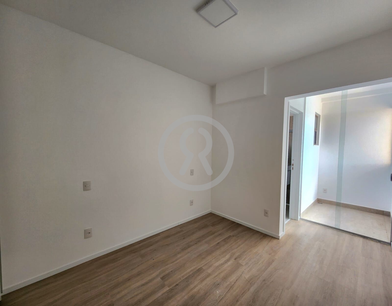 Apartamento à venda com 2 quartos, 66m² - Foto 19