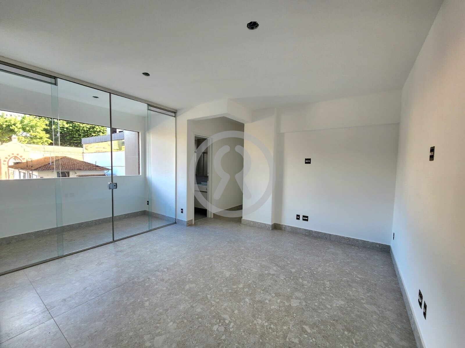 Apartamento à venda com 2 quartos, 66m² - Foto 15