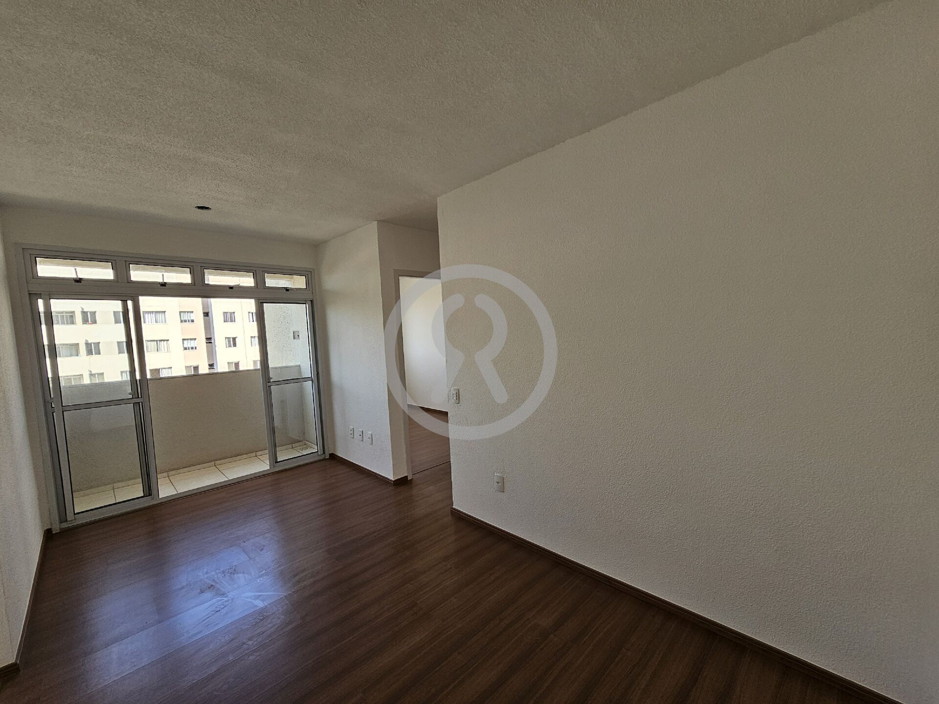 Apartamento à venda com 3 quartos, 65m² - Foto 4