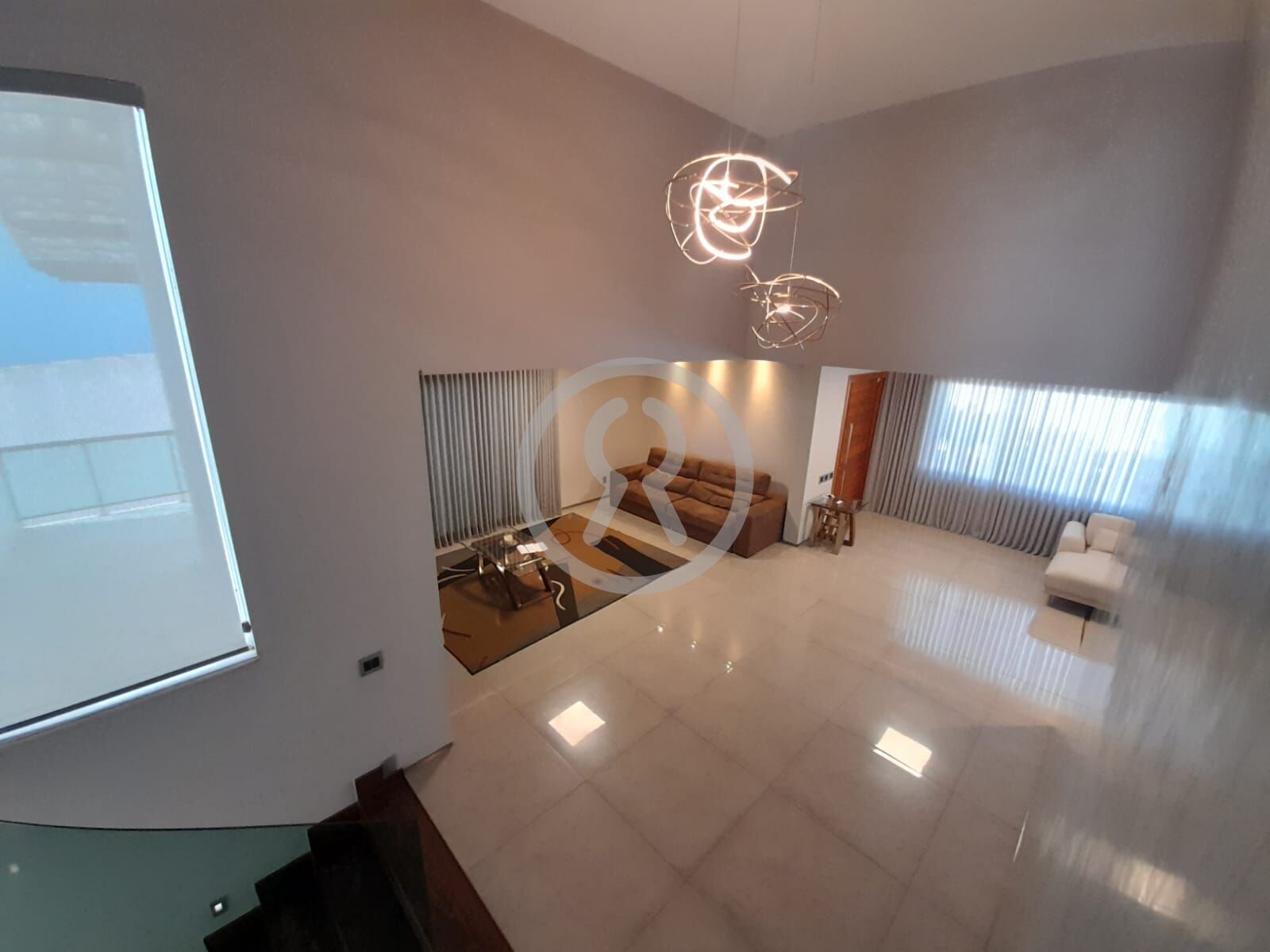 Casa para alugar com 4 quartos, 750m² - Foto 14