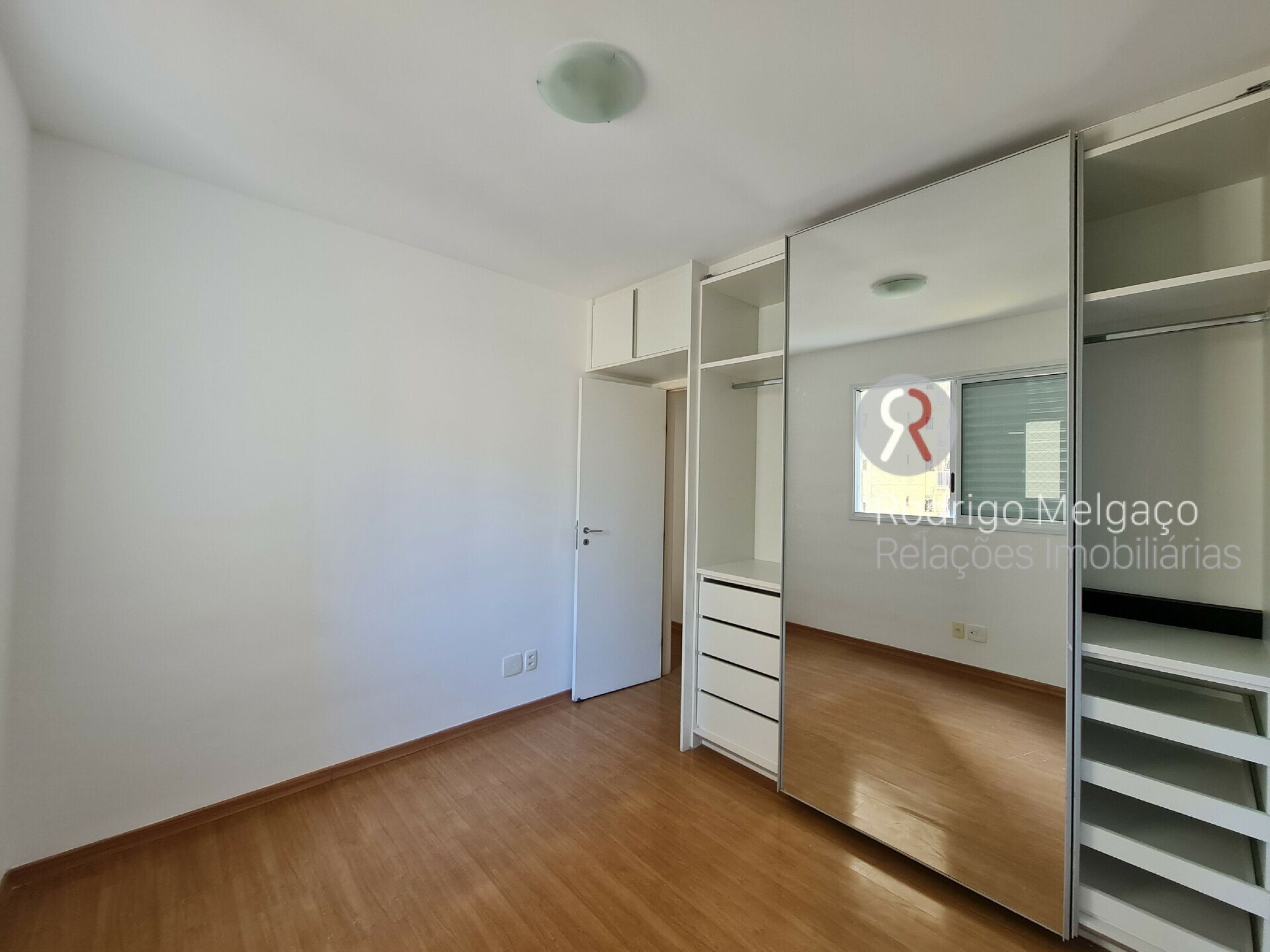 Apartamento para alugar com 2 quartos, 70m² - Foto 27