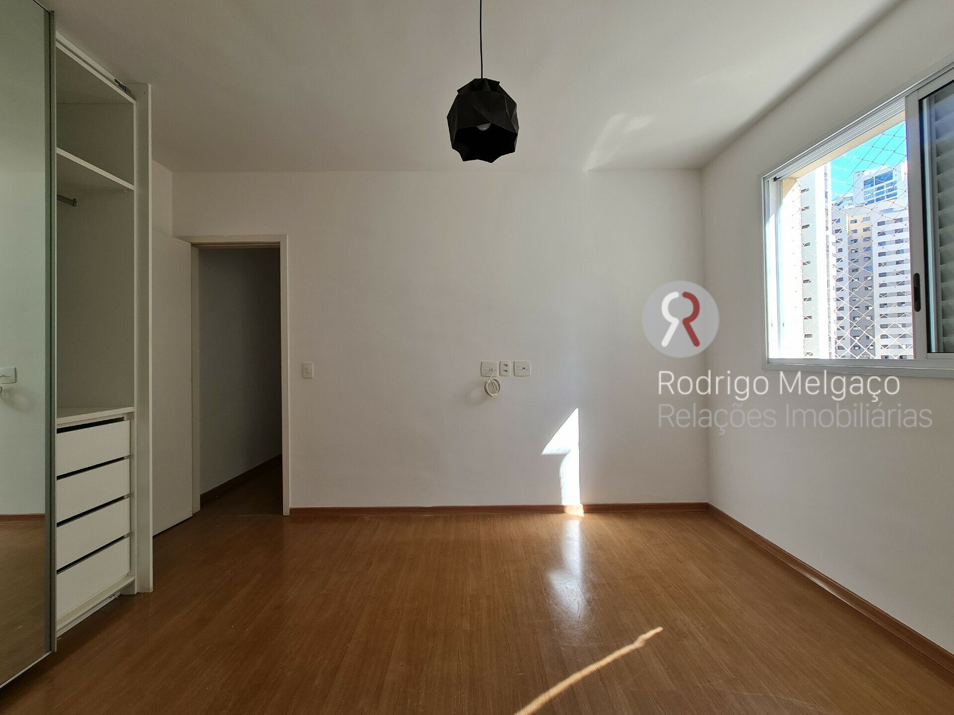 Apartamento para alugar com 2 quartos, 70m² - Foto 34