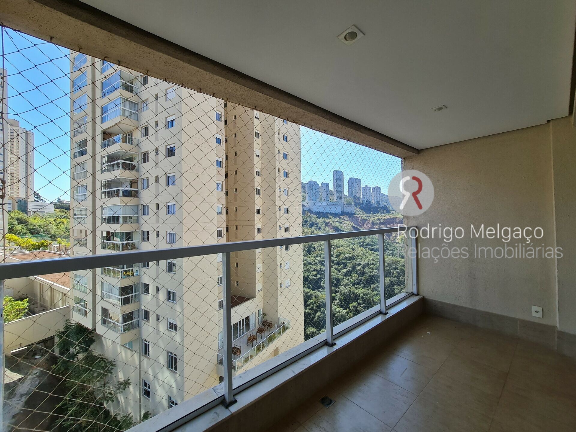 Apartamento para alugar com 2 quartos, 70m² - Foto 19