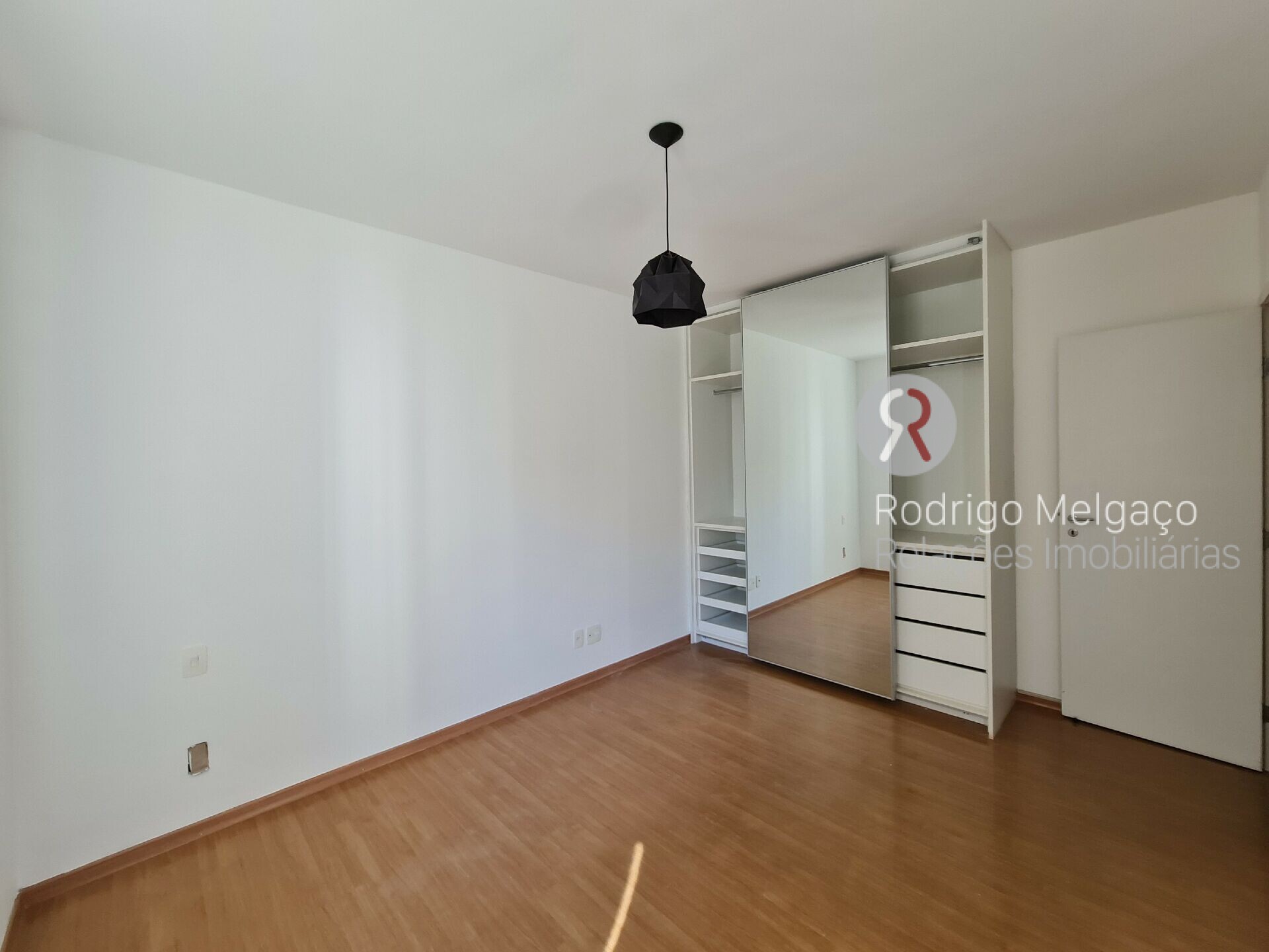 Apartamento para alugar com 2 quartos, 70m² - Foto 33