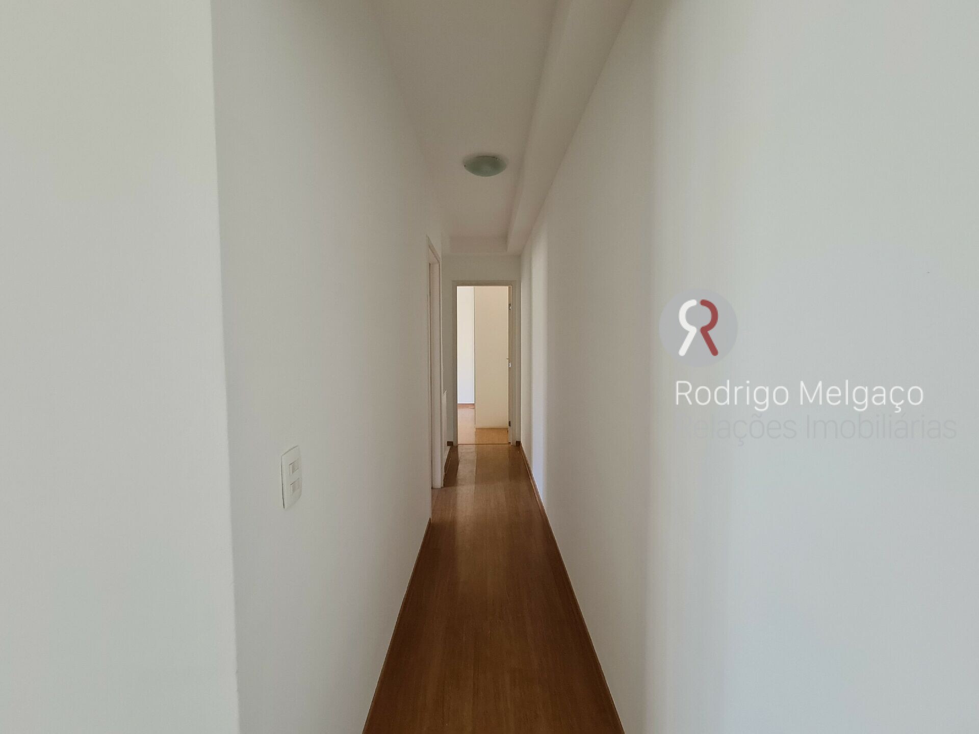 Apartamento para alugar com 2 quartos, 70m² - Foto 24