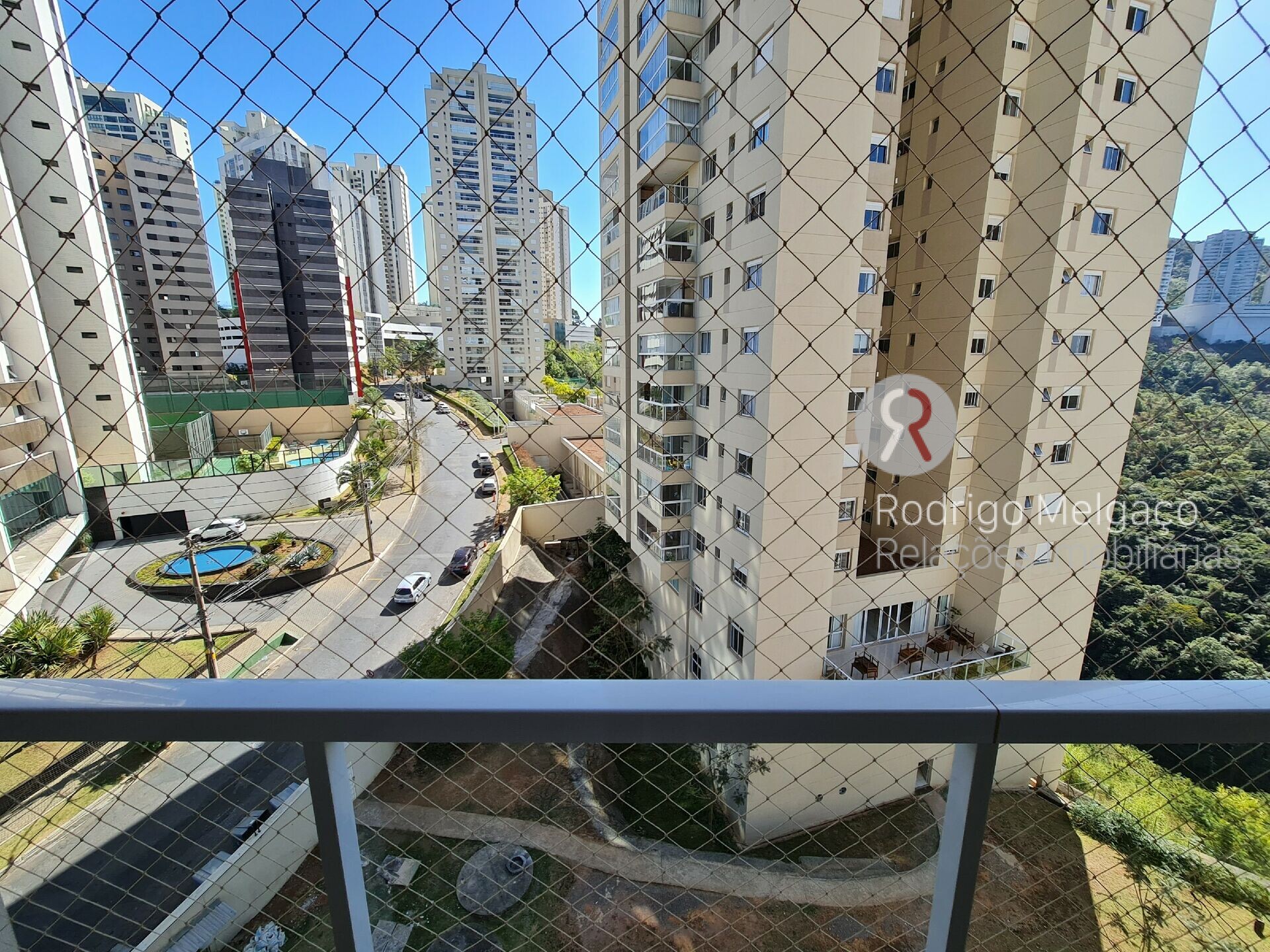 Apartamento para alugar com 2 quartos, 70m² - Foto 22