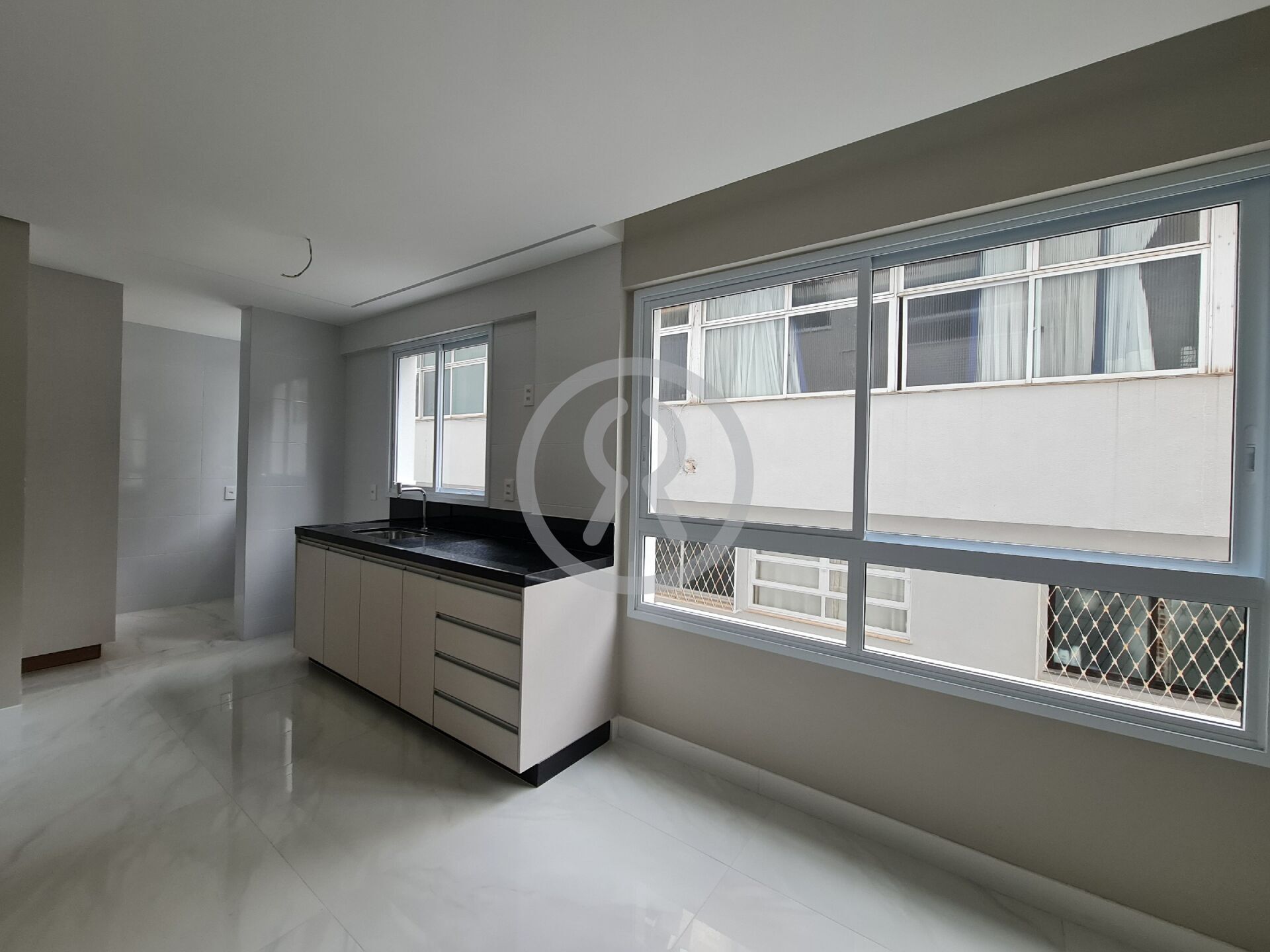 Apartamento à venda com 3 quartos, 116m² - Foto 11