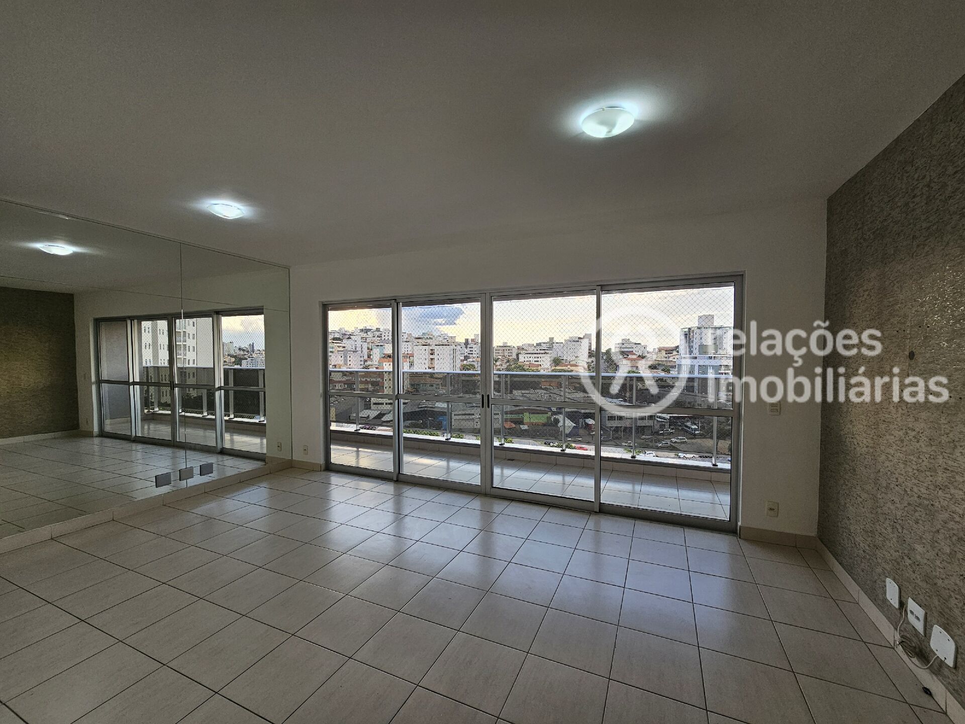 Apartamento à venda com 4 quartos, 120m² - Foto 4