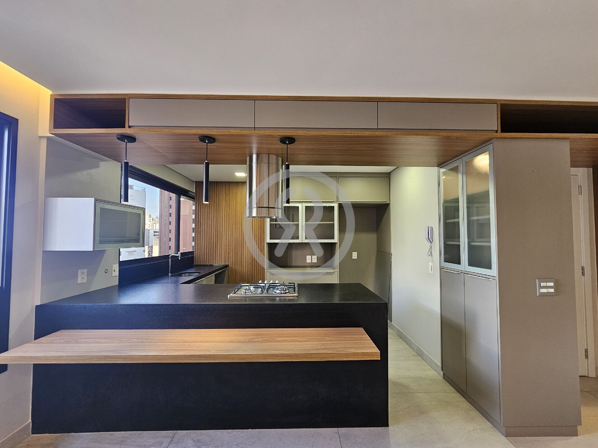 Apartamento para alugar com 3 quartos, 95m² - Foto 17