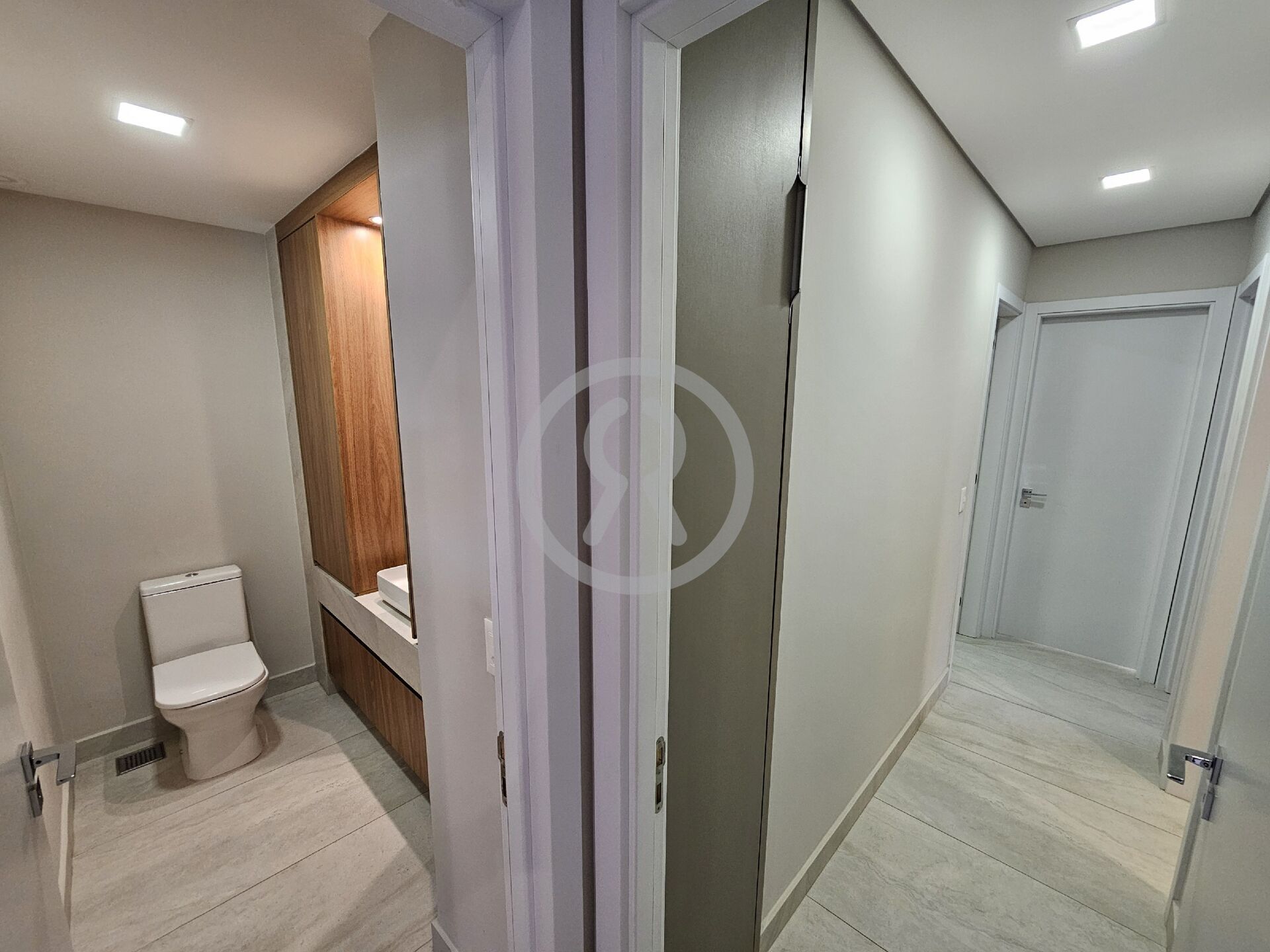 Apartamento para alugar com 3 quartos, 95m² - Foto 22