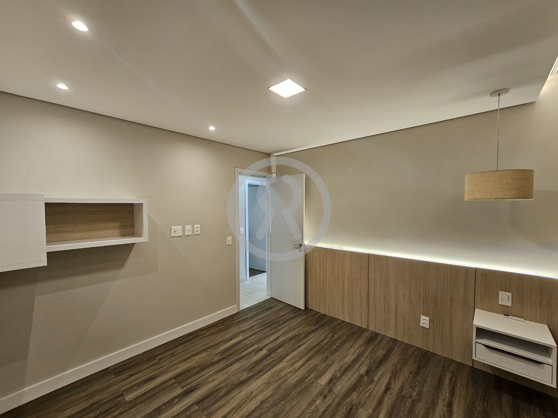 Apartamento para alugar com 3 quartos, 95m² - Foto 28