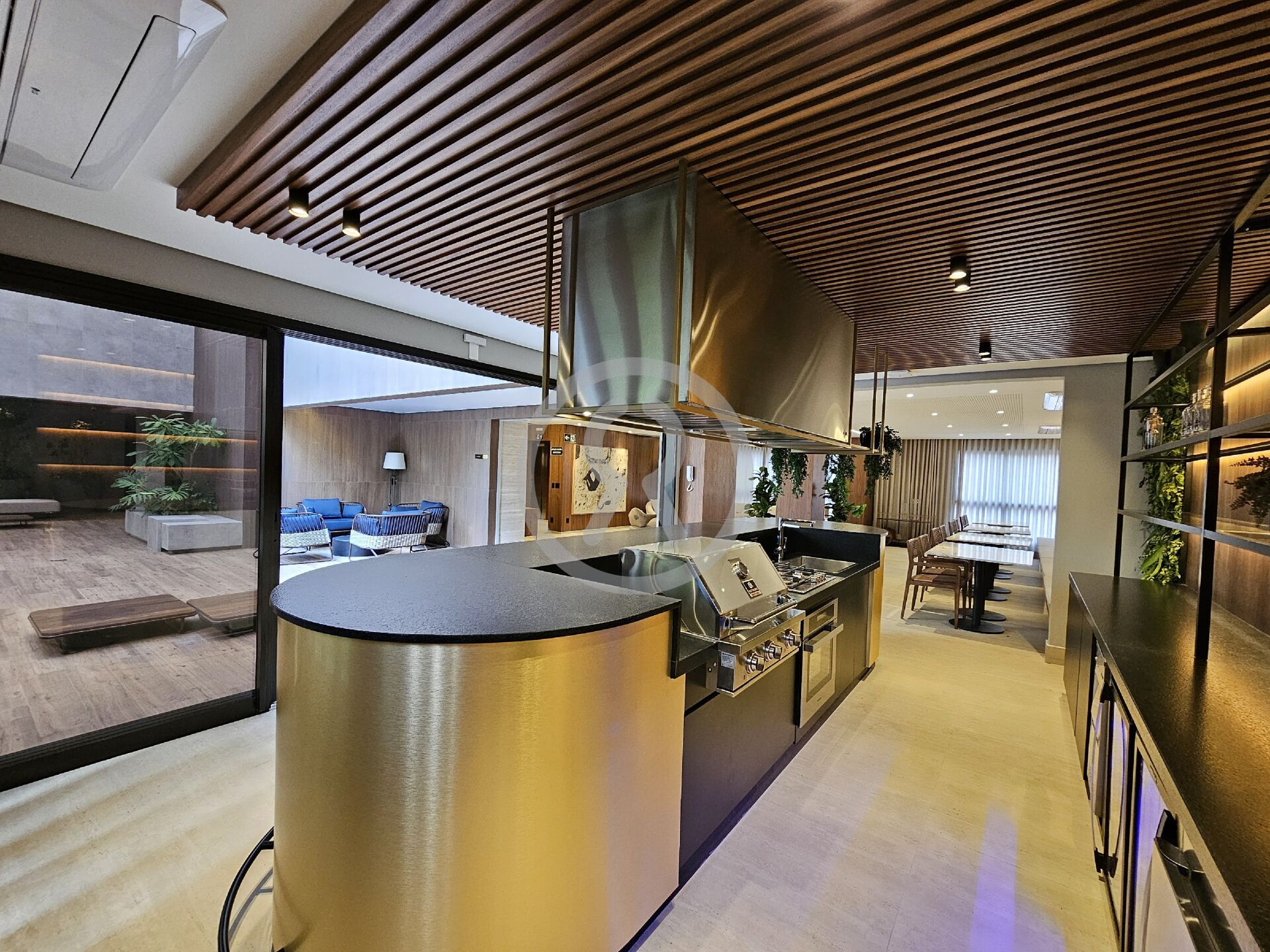 Apartamento para alugar com 3 quartos, 95m² - Foto 40