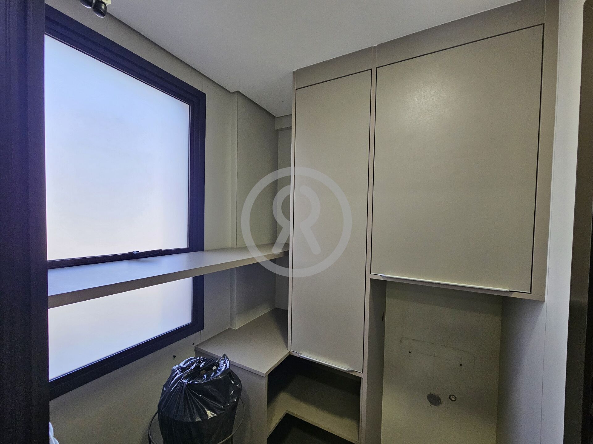 Apartamento para alugar com 3 quartos, 95m² - Foto 15