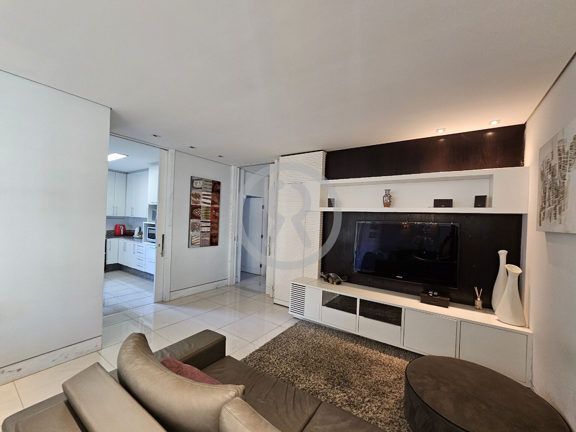 Apartamento à venda com 4 quartos, 215m² - Foto 15