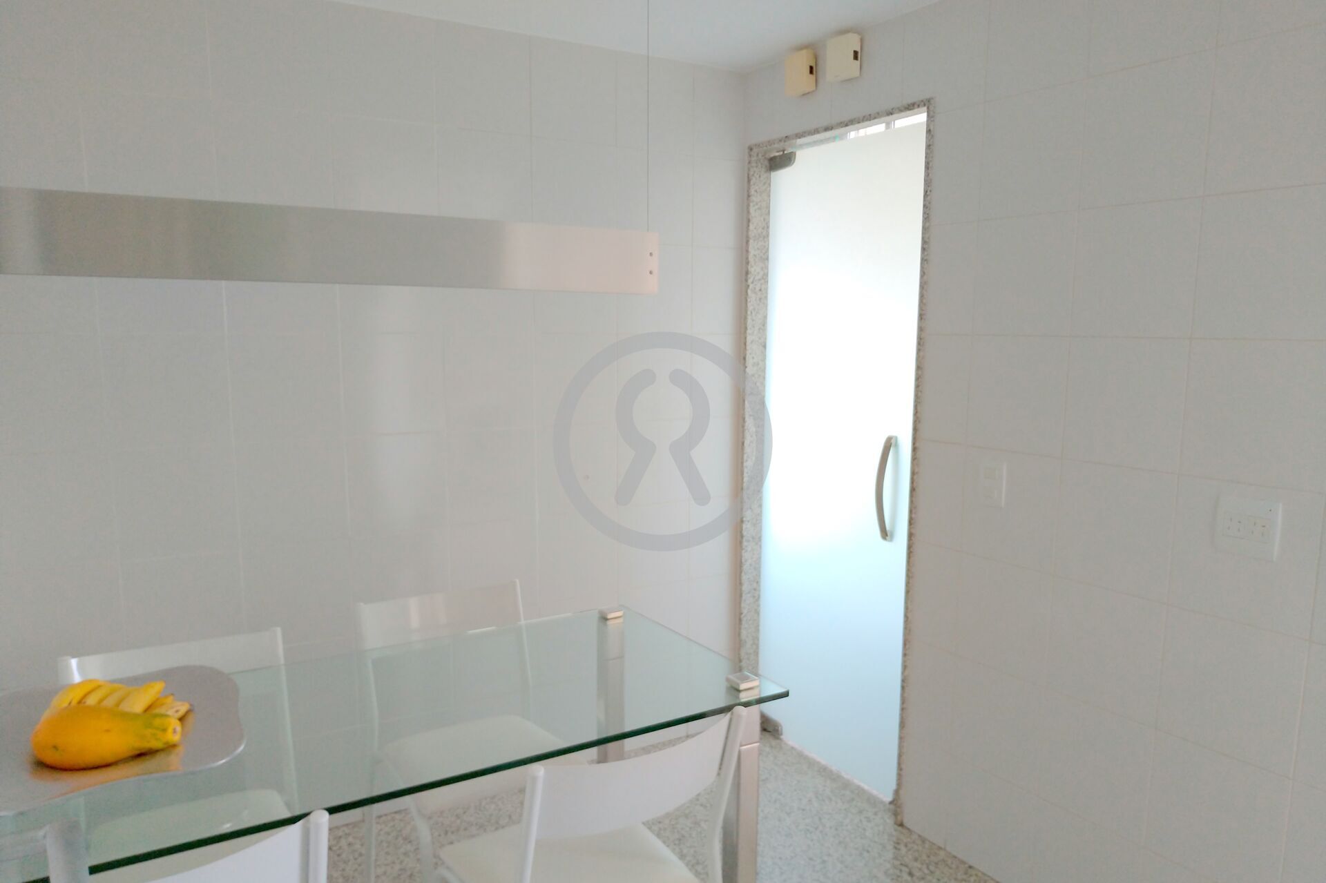 Apartamento à venda com 4 quartos, 204m² - Foto 9