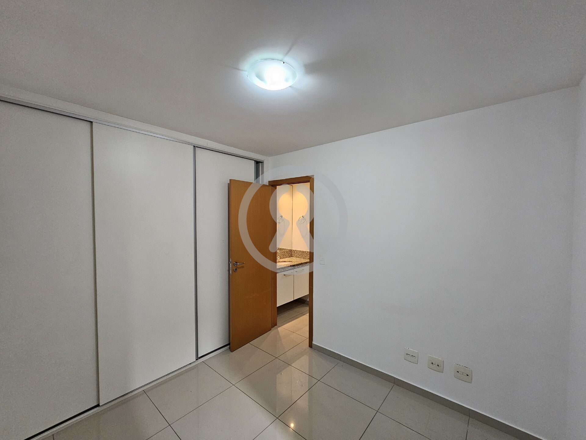 Apartamento para alugar com 1 quarto, 35m² - Foto 10