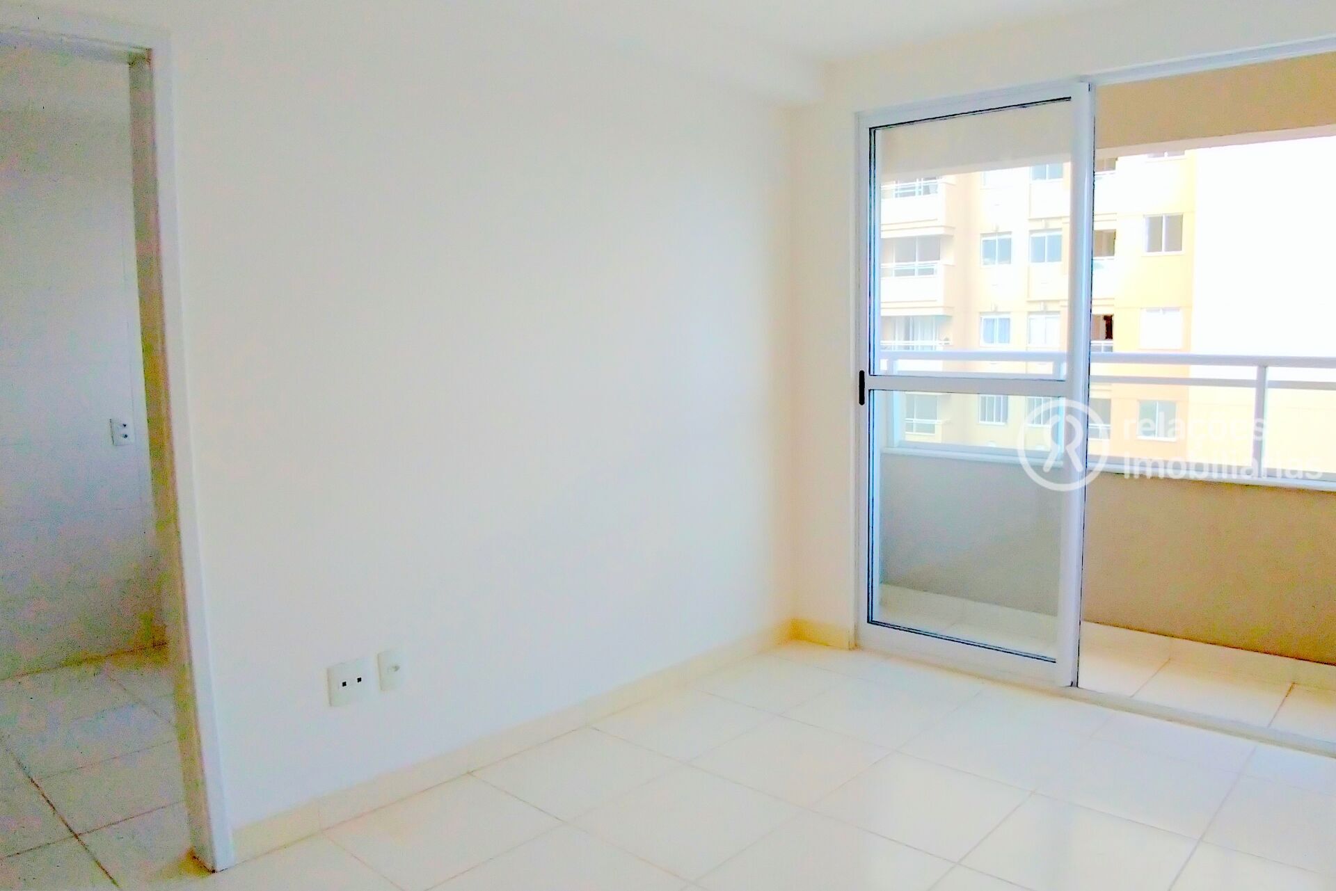 Apartamento à venda com 2 quartos, 58m² - Foto 3