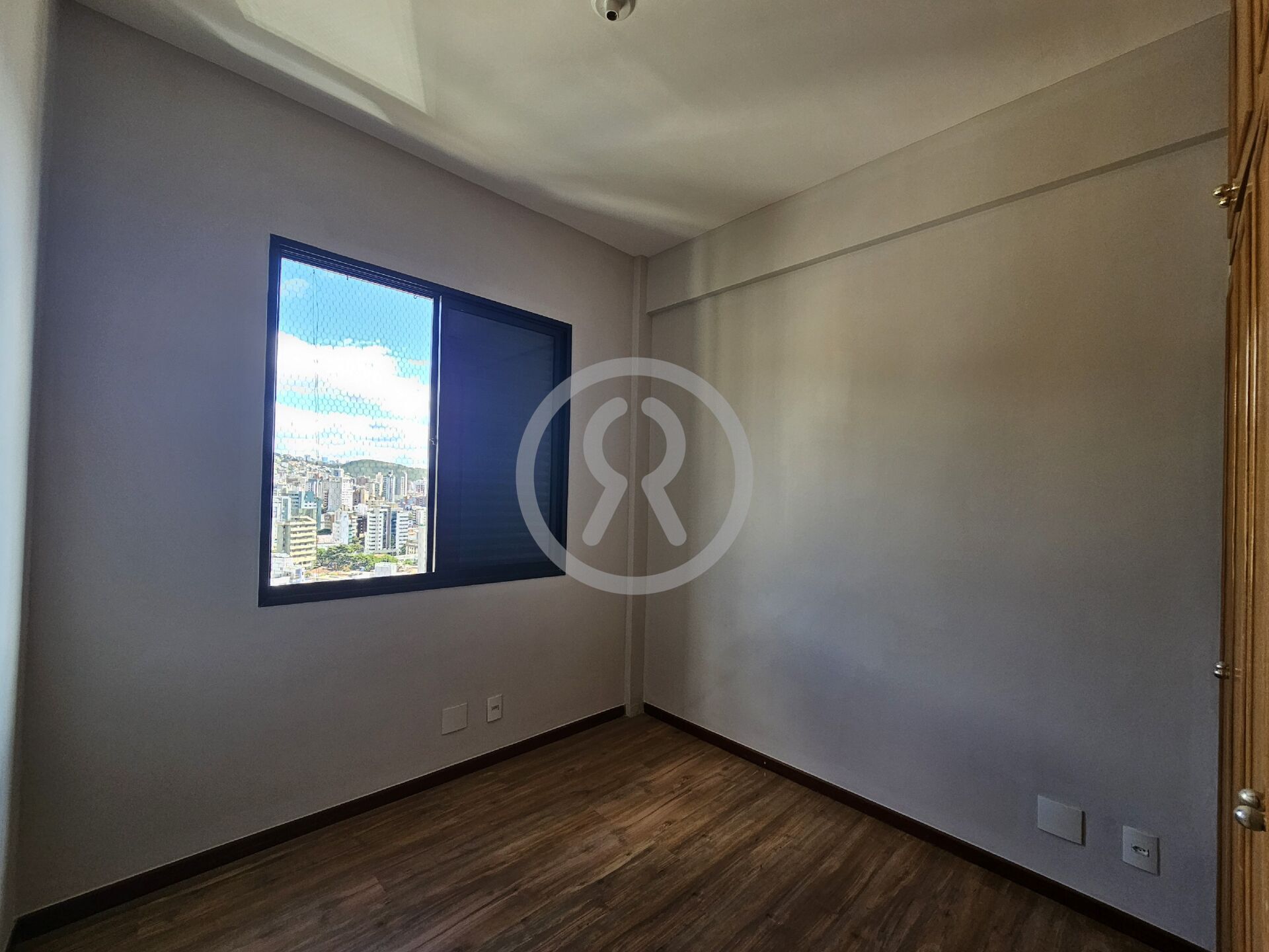 Cobertura à venda com 4 quartos, 230m² - Foto 11