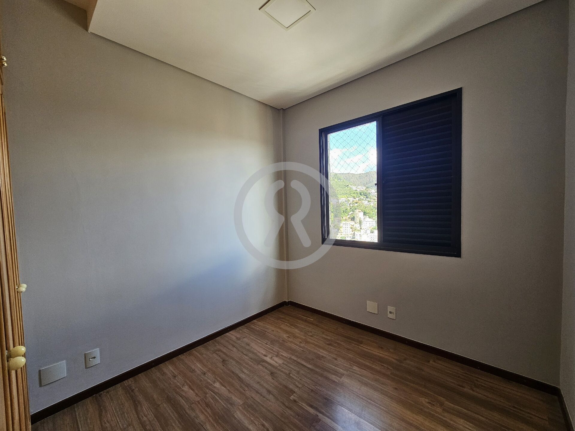 Cobertura à venda com 4 quartos, 230m² - Foto 13