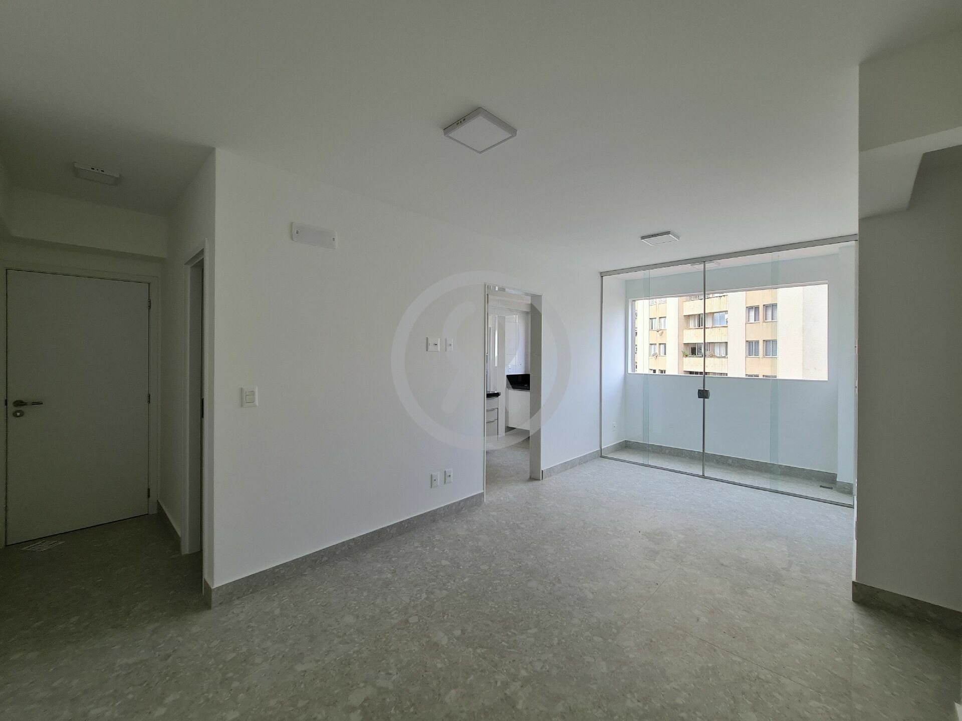 Apartamento à venda com 3 quartos, 85m² - Foto 9