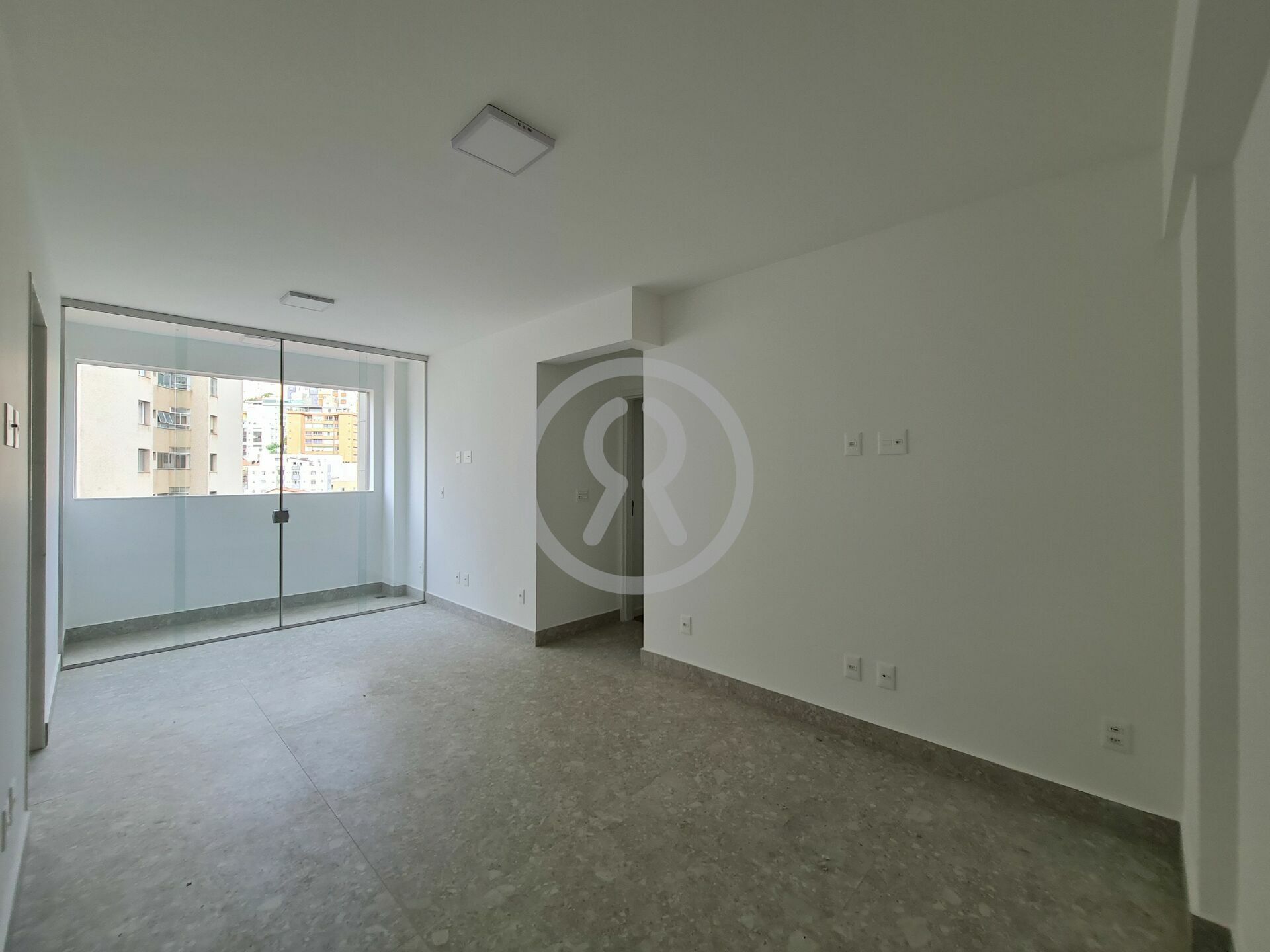 Apartamento à venda com 3 quartos, 85m² - Foto 6