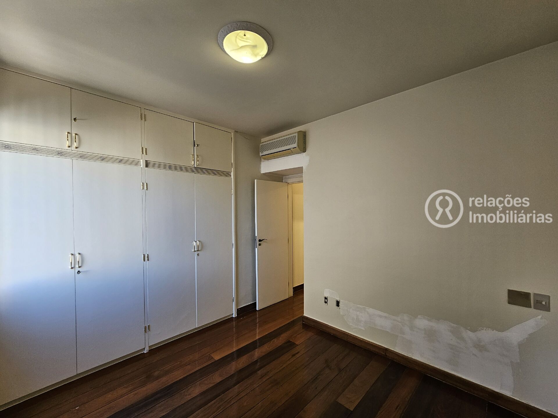 Apartamento para alugar com 3 quartos, 160m² - Foto 43