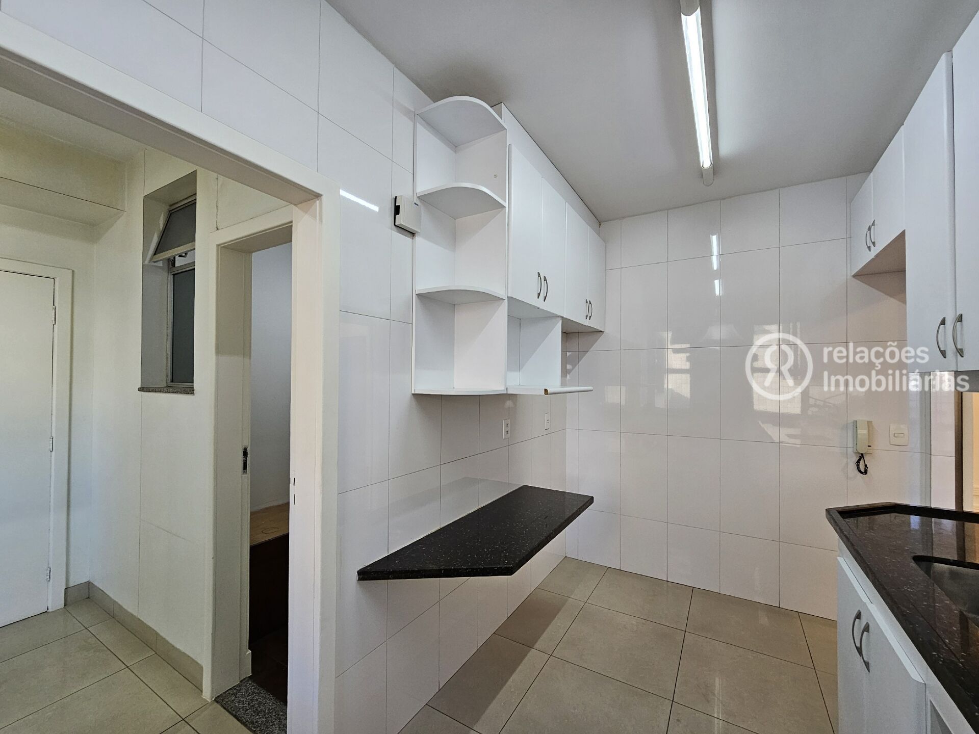 Apartamento para alugar com 3 quartos, 160m² - Foto 29