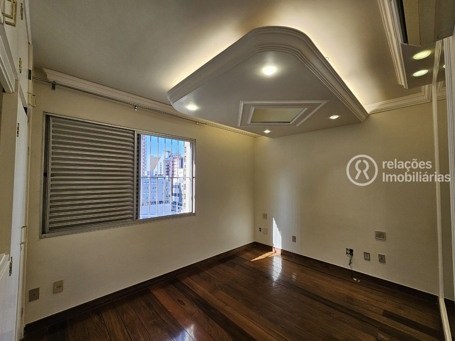 Apartamento para alugar com 3 quartos, 160m² - Foto 46