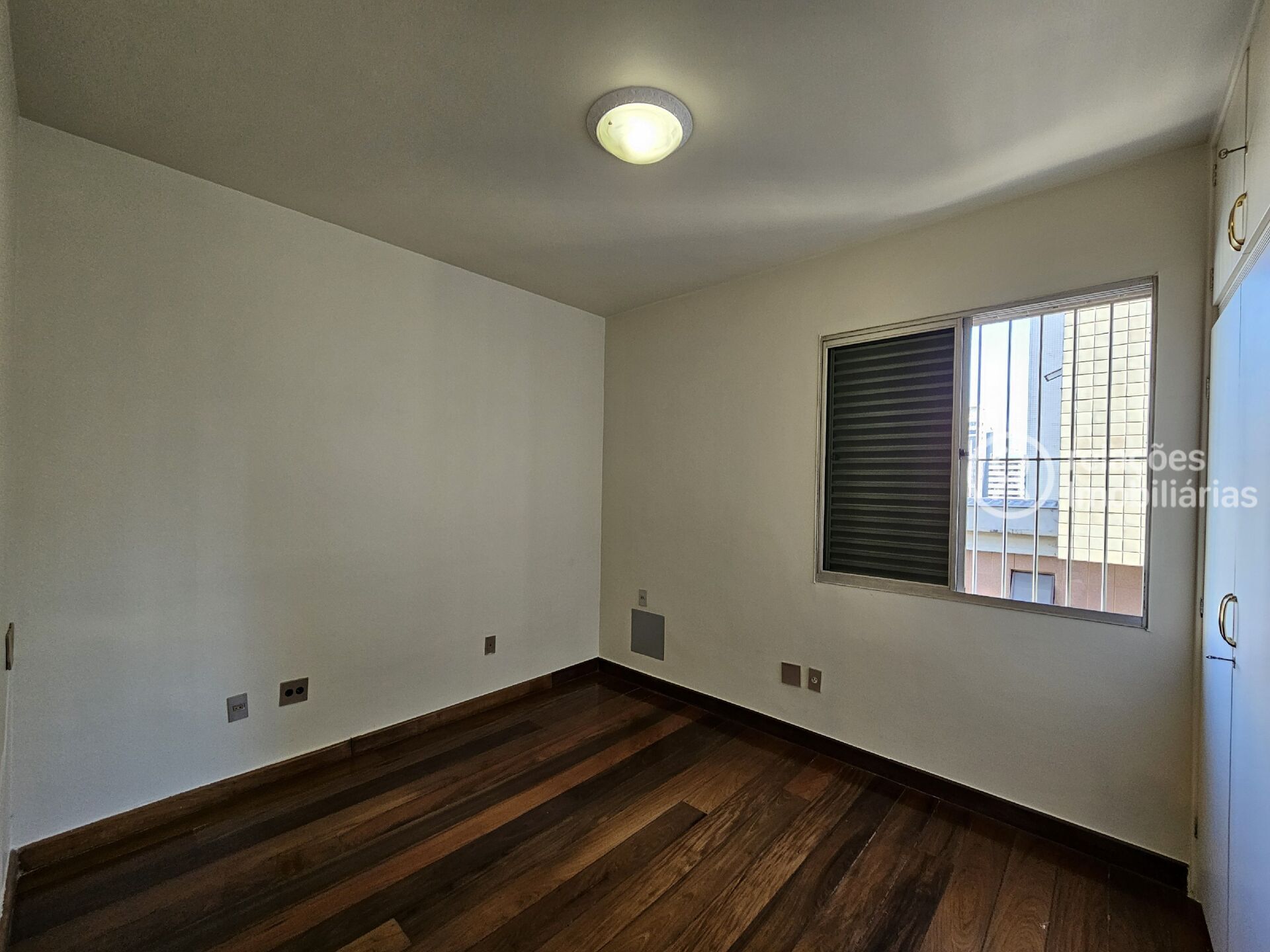 Apartamento para alugar com 3 quartos, 160m² - Foto 42