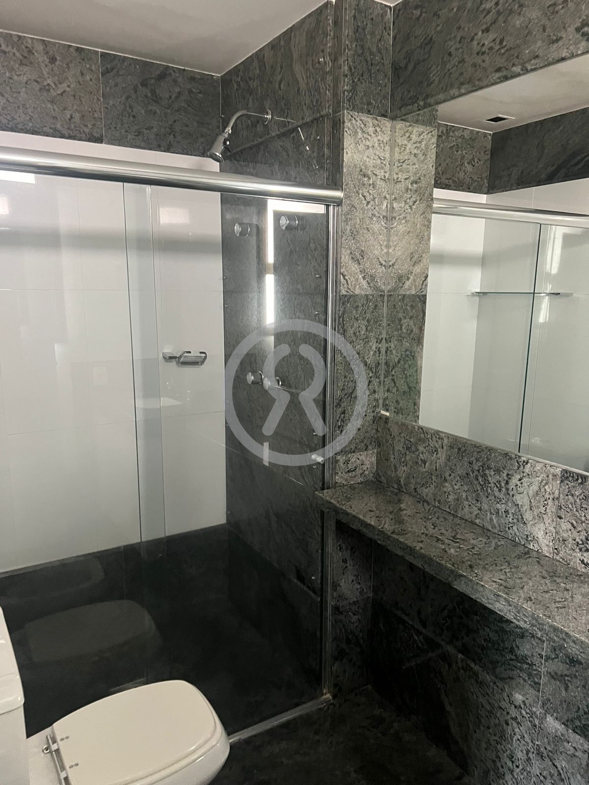 Apartamento para alugar com 4 quartos, 280m² - Foto 14