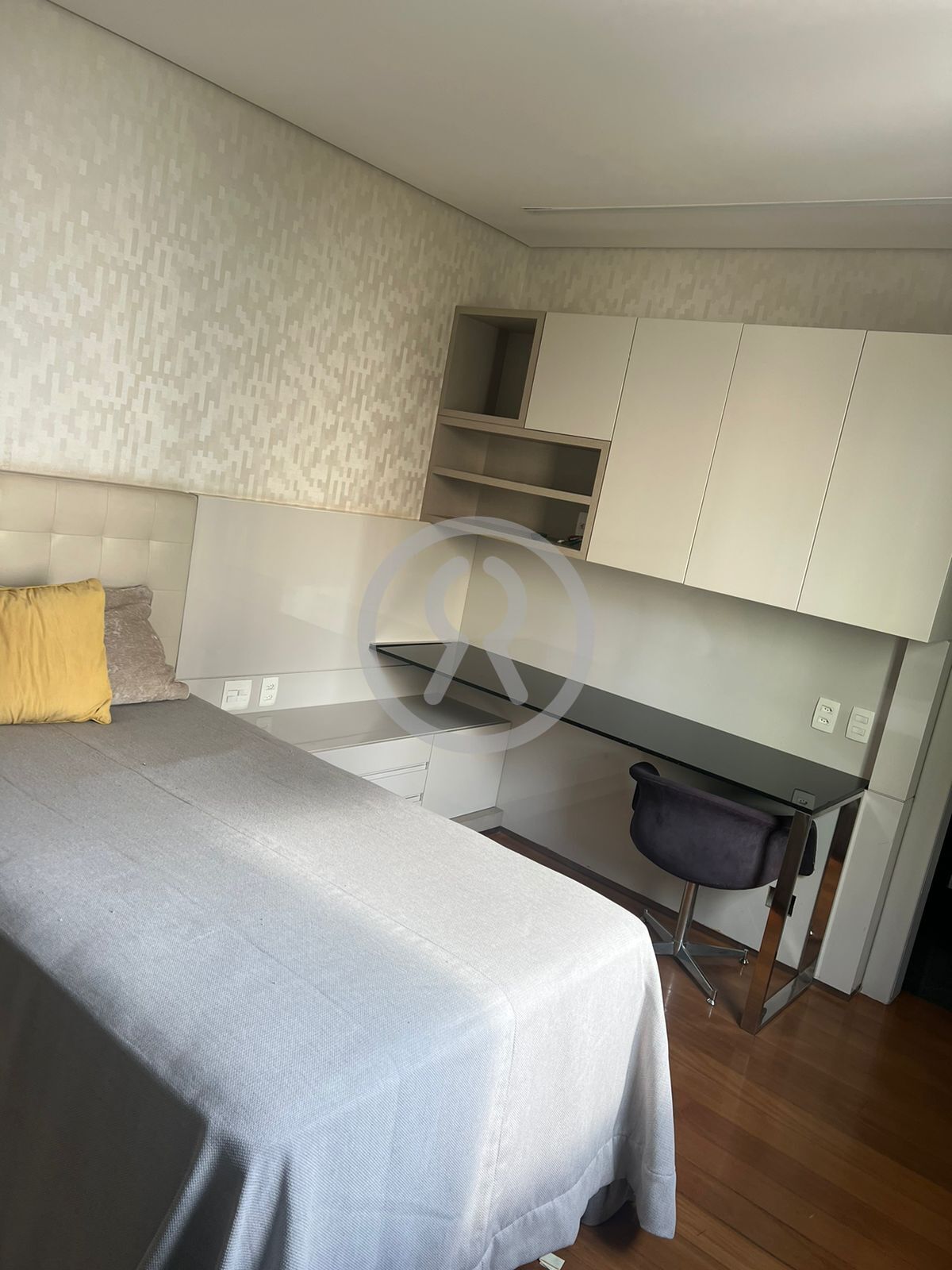 Apartamento para alugar com 4 quartos, 280m² - Foto 9