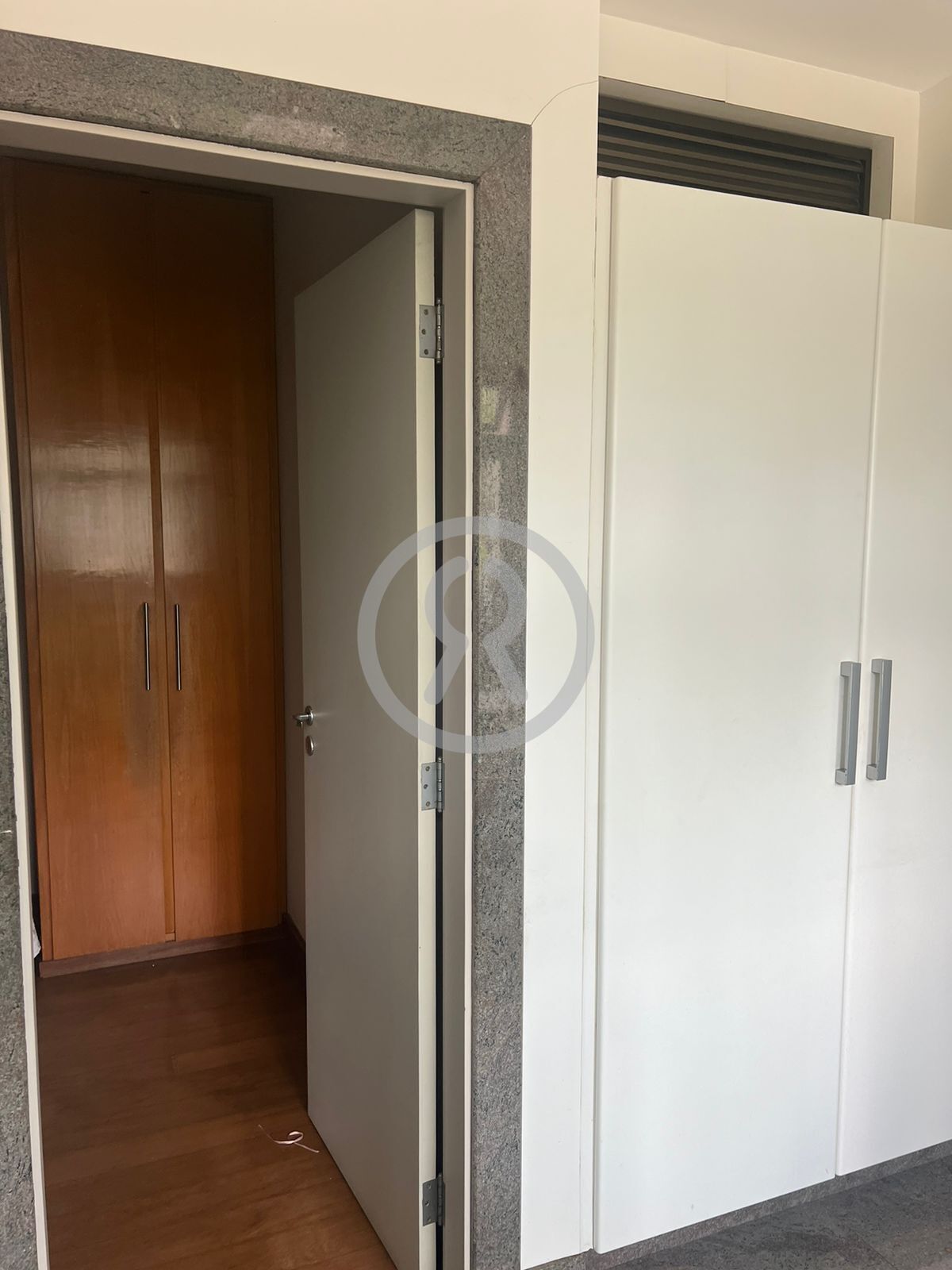 Apartamento para alugar com 4 quartos, 280m² - Foto 18