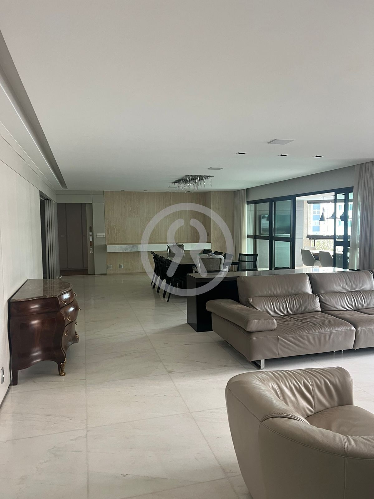 Apartamento para alugar com 4 quartos, 280m² - Foto 5