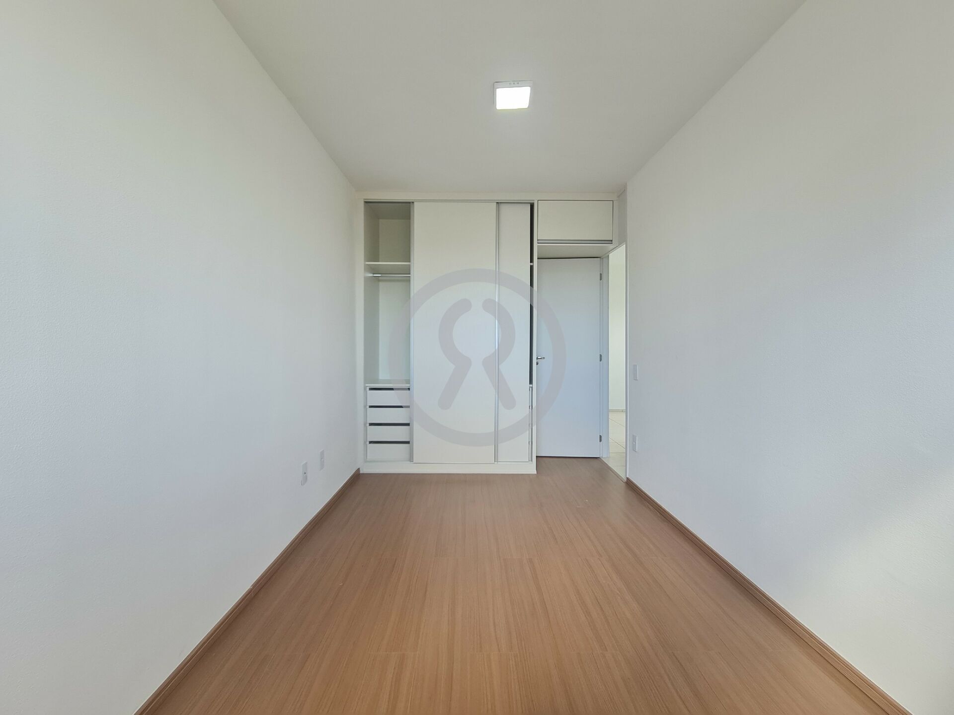 Apartamento à venda com 2 quartos, 56m² - Foto 21