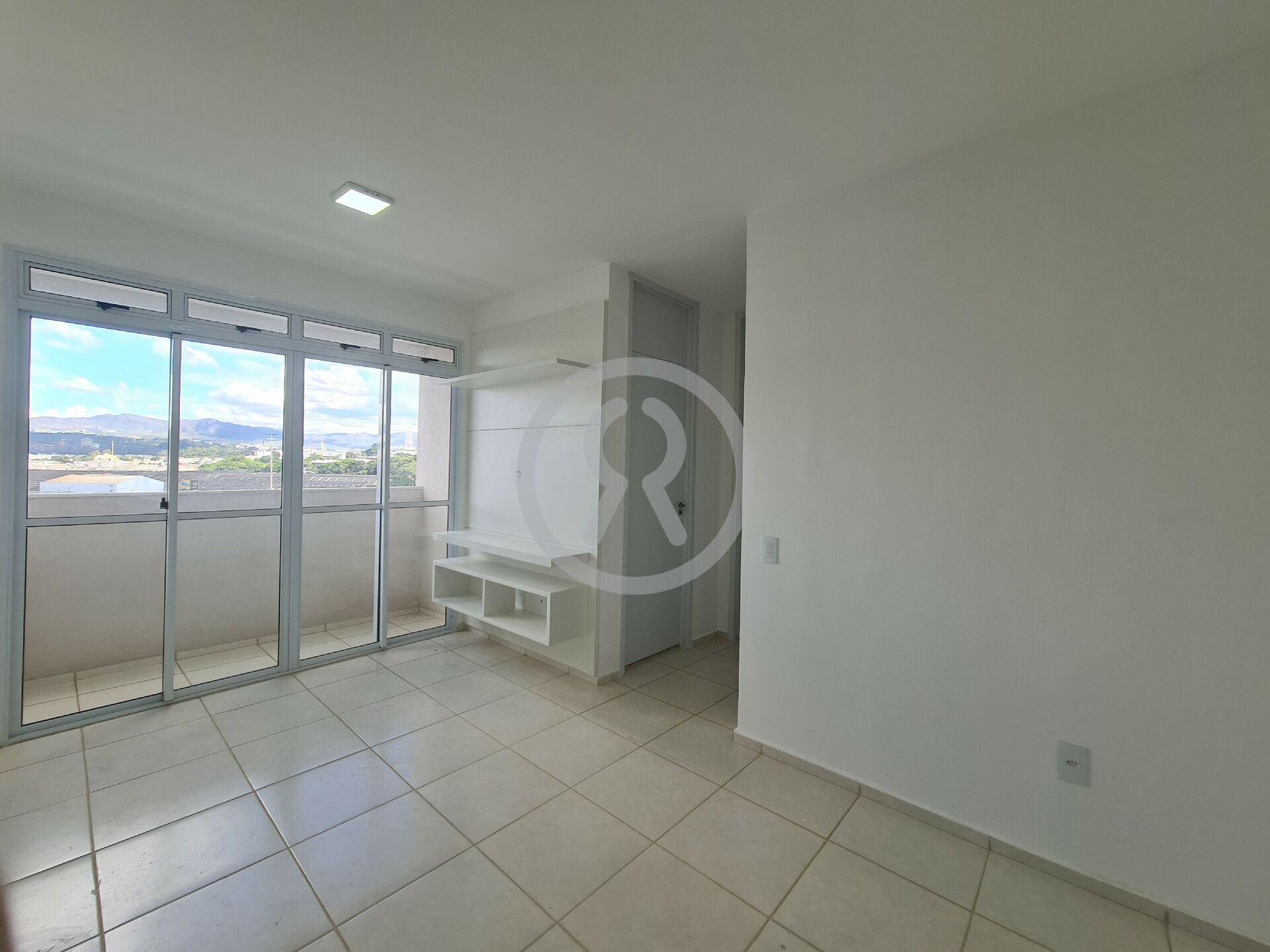 Apartamento à venda com 2 quartos, 56m² - Foto 5
