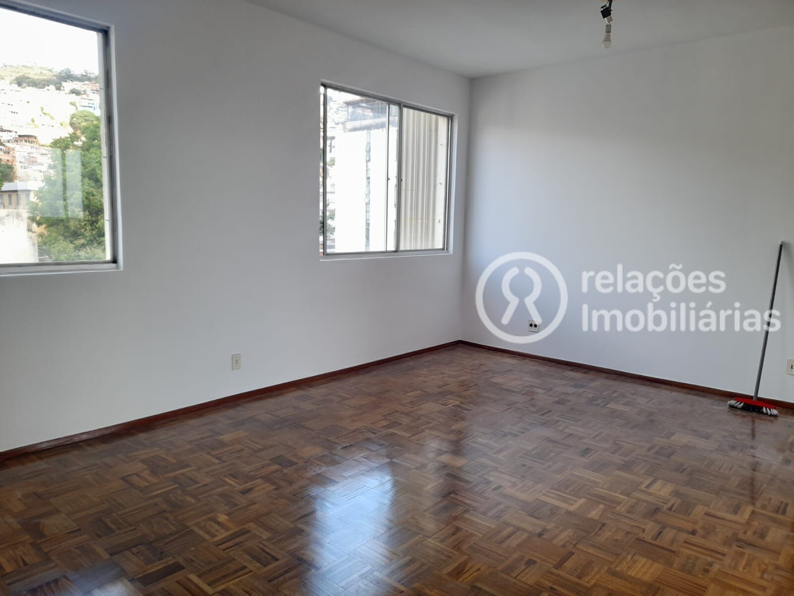 Apartamento para alugar com 3 quartos, 100m² - Foto 9