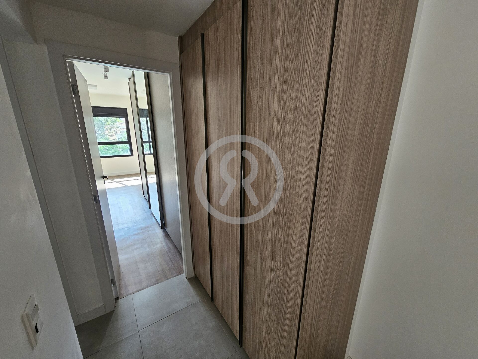 Apartamento para alugar com 2 quartos, 65m² - Foto 16