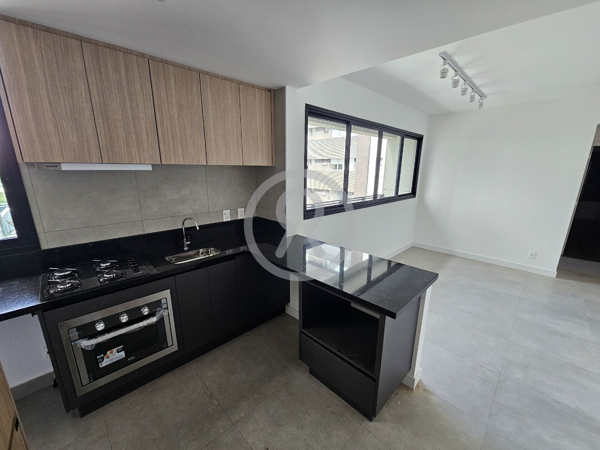 Apartamento para alugar com 2 quartos, 65m² - Foto 6