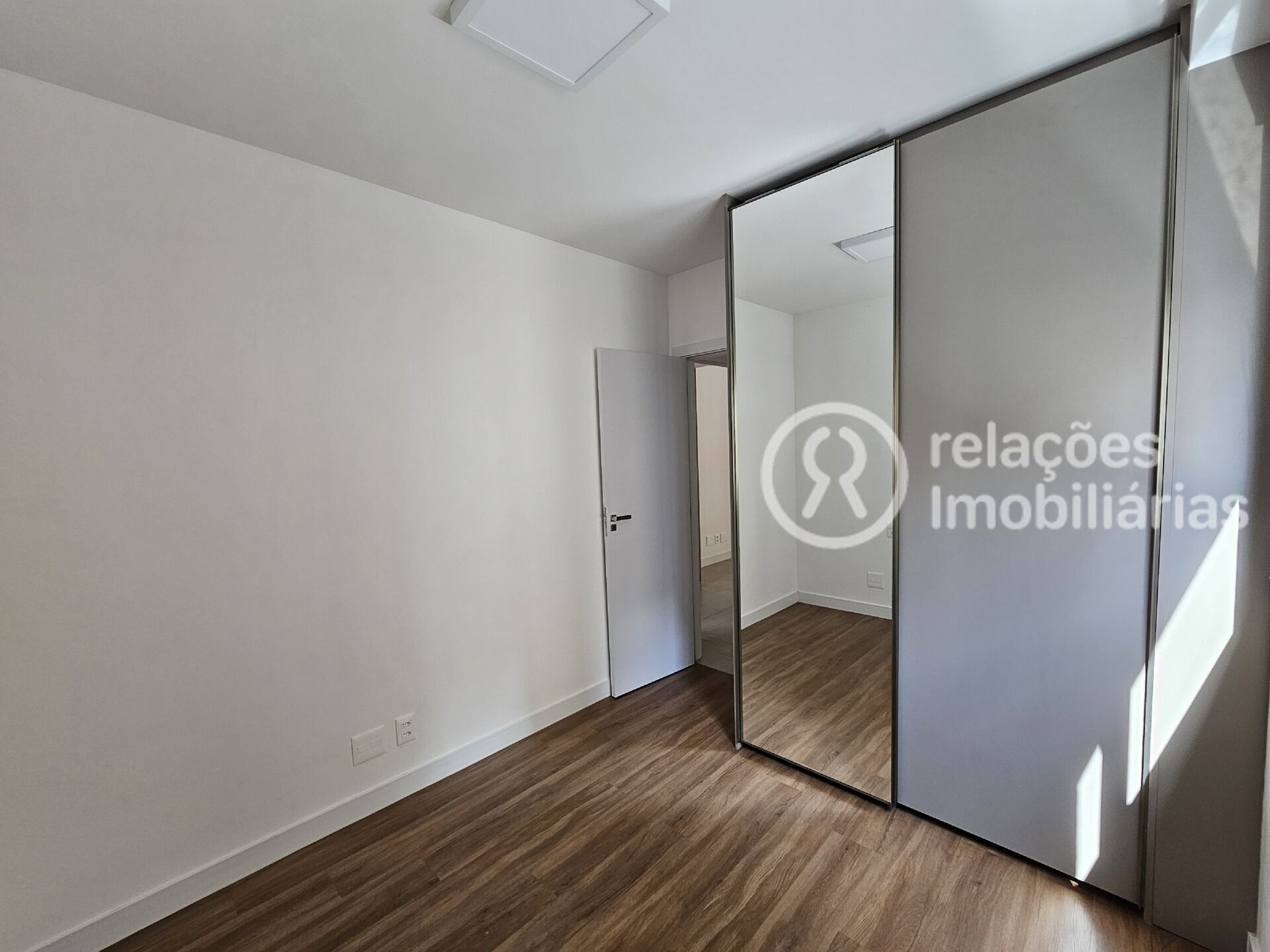 Apartamento para alugar com 2 quartos, 65m² - Foto 23