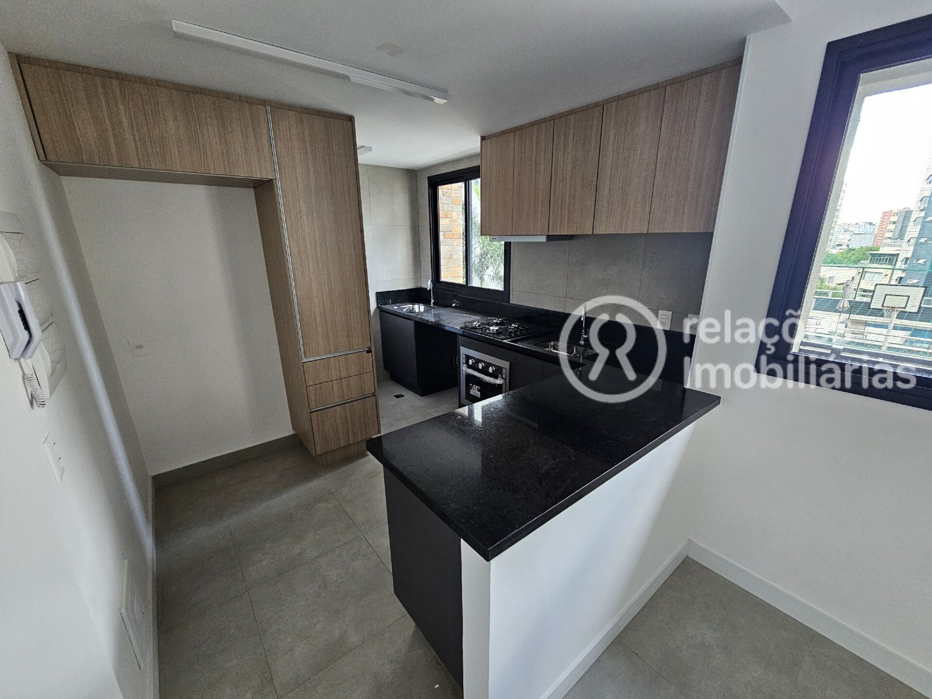 Apartamento para alugar com 2 quartos, 65m² - Foto 10