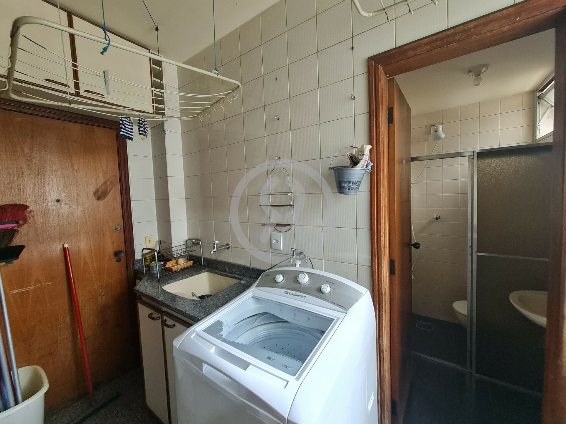 Apartamento para alugar com 3 quartos, 110m² - Foto 28