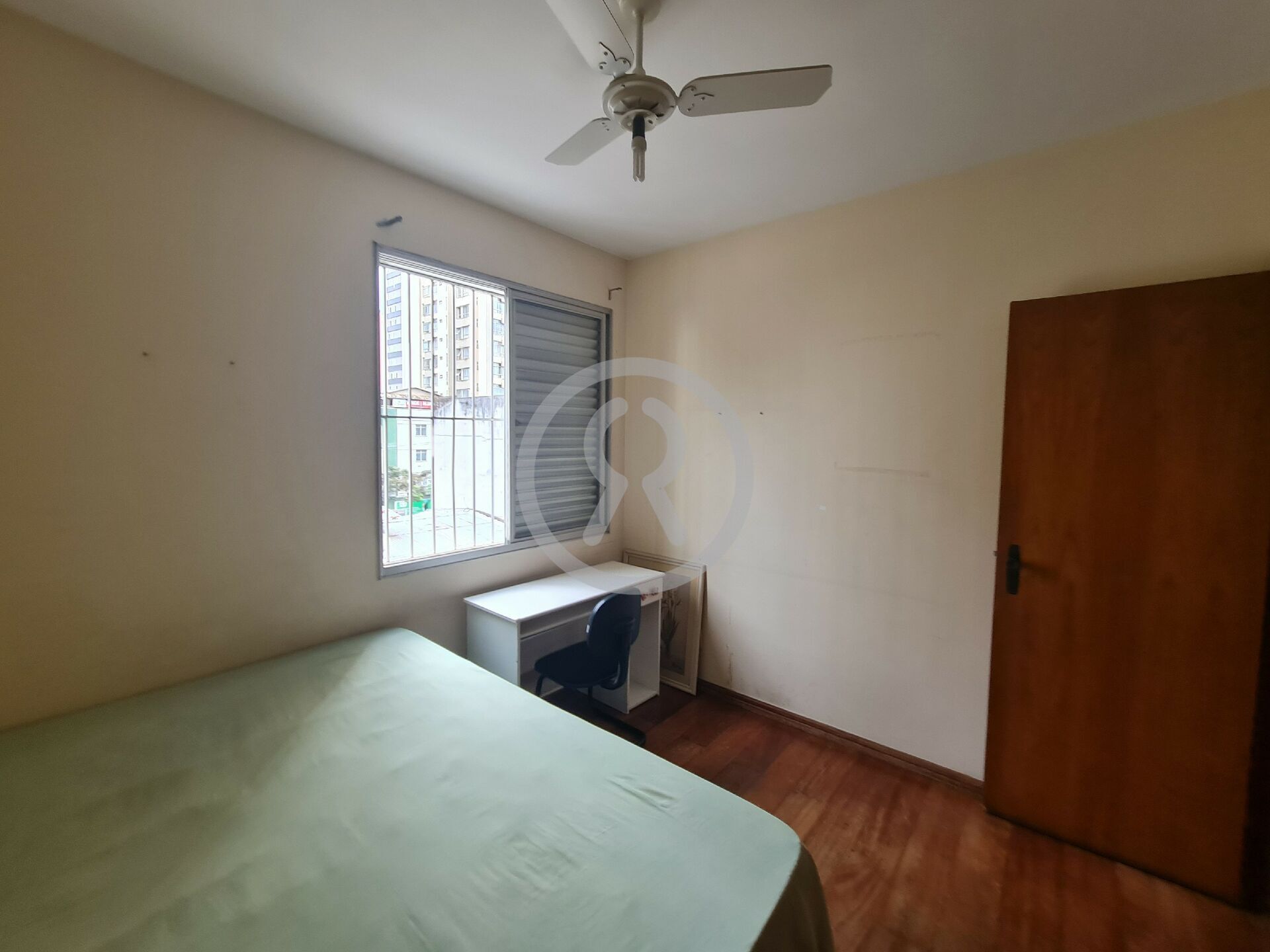 Apartamento para alugar com 3 quartos, 110m² - Foto 24