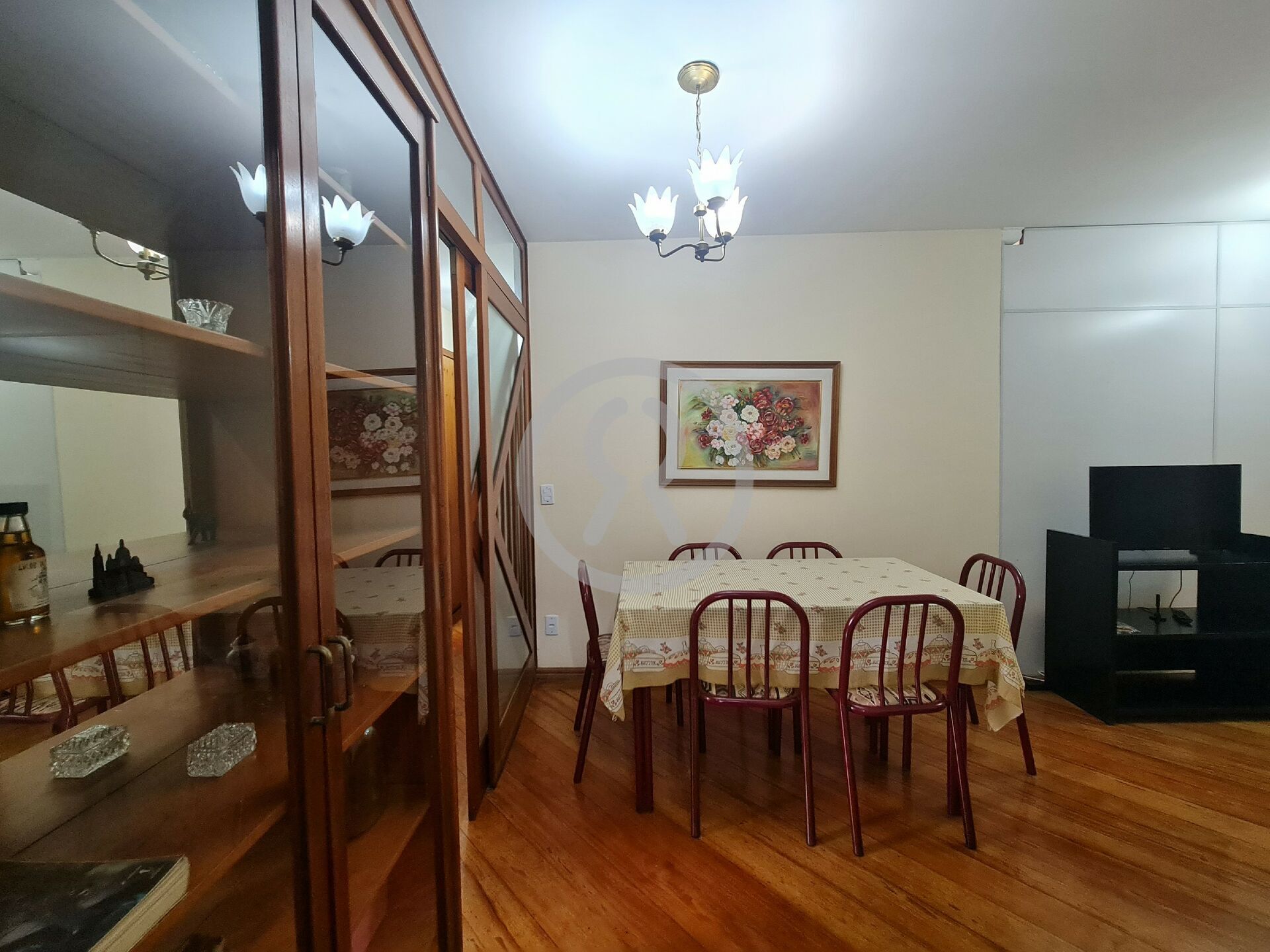 Apartamento para alugar com 3 quartos, 110m² - Foto 7