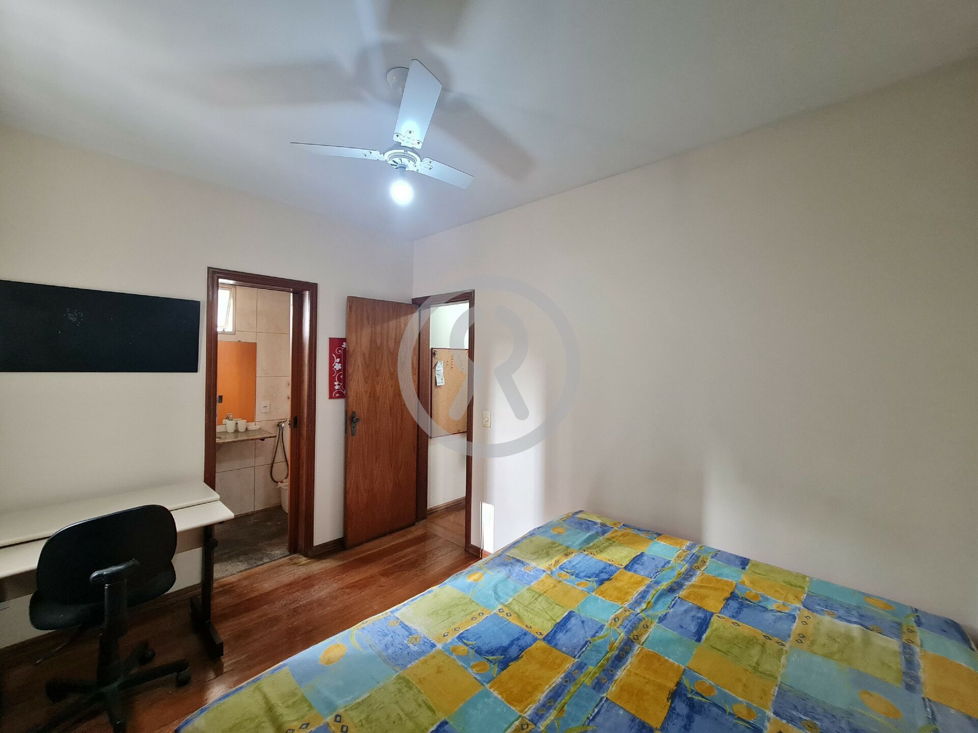 Apartamento para alugar com 3 quartos, 110m² - Foto 17